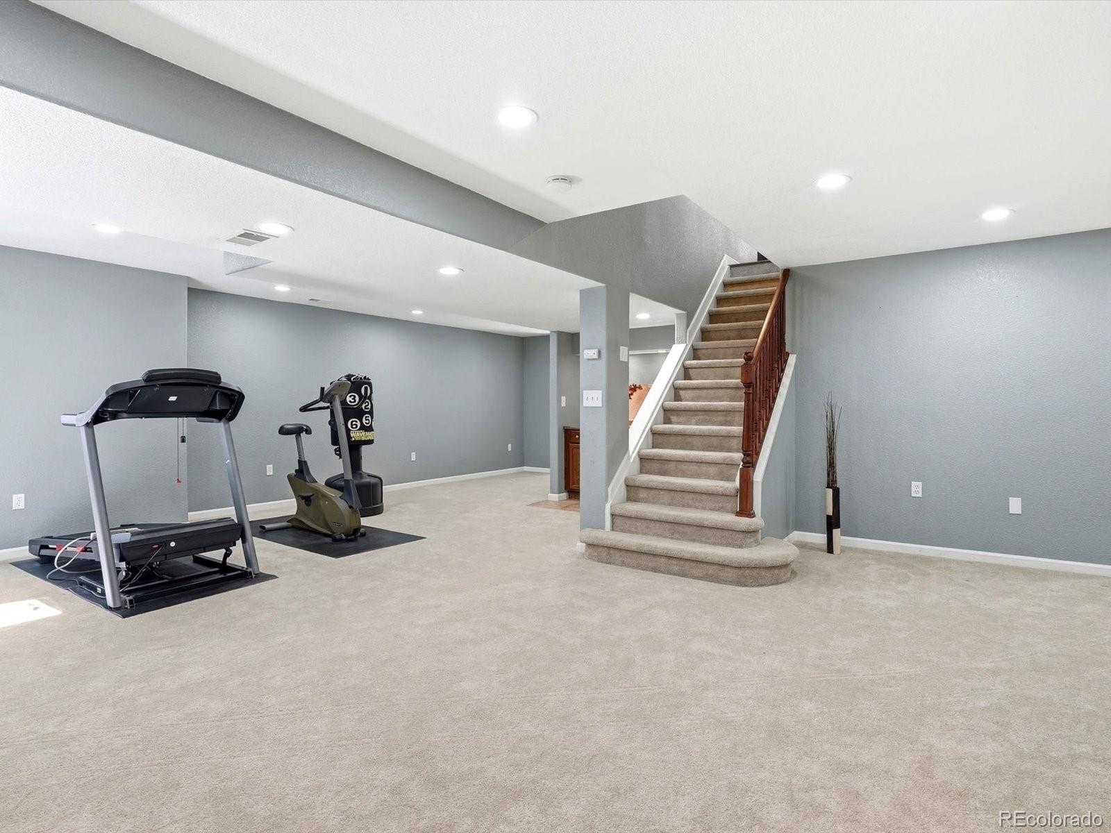 6638 W Hamilton Drive