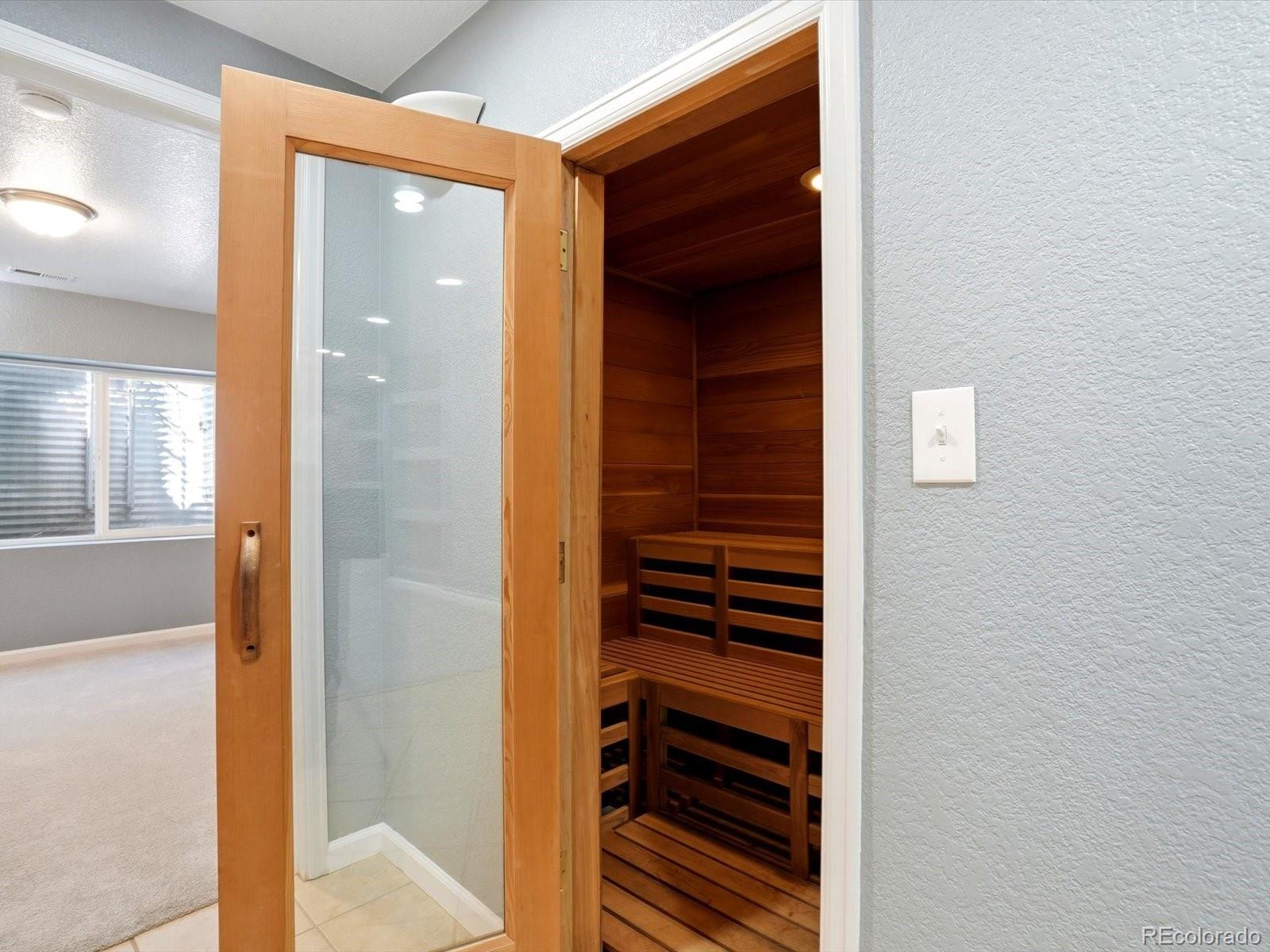 6638 W Hamilton Drive