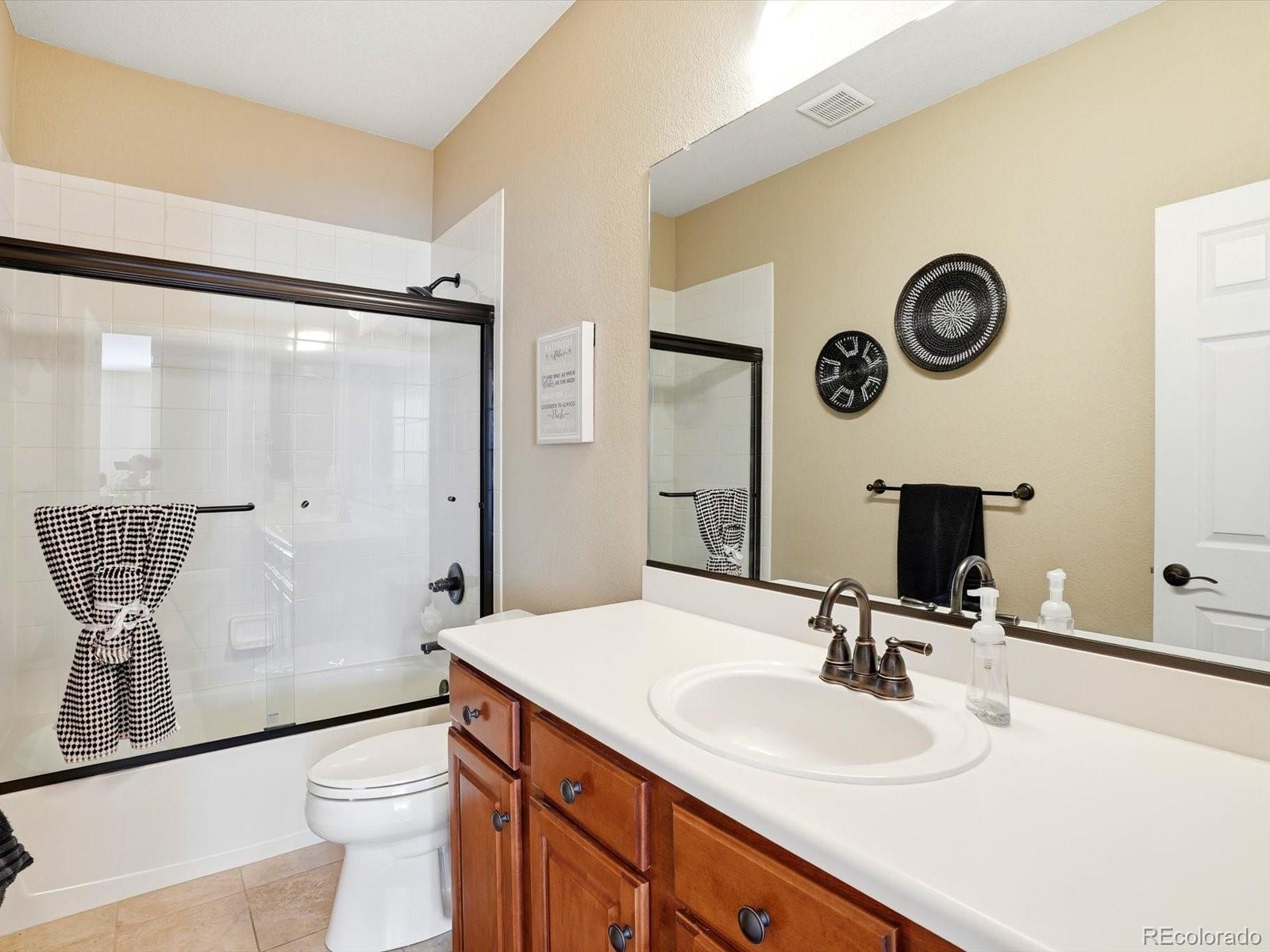 6638 W Hamilton Drive