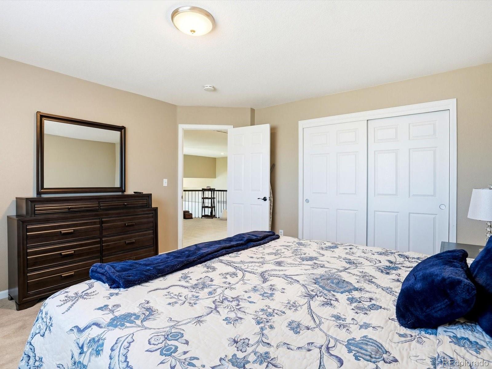 6638 W Hamilton Drive