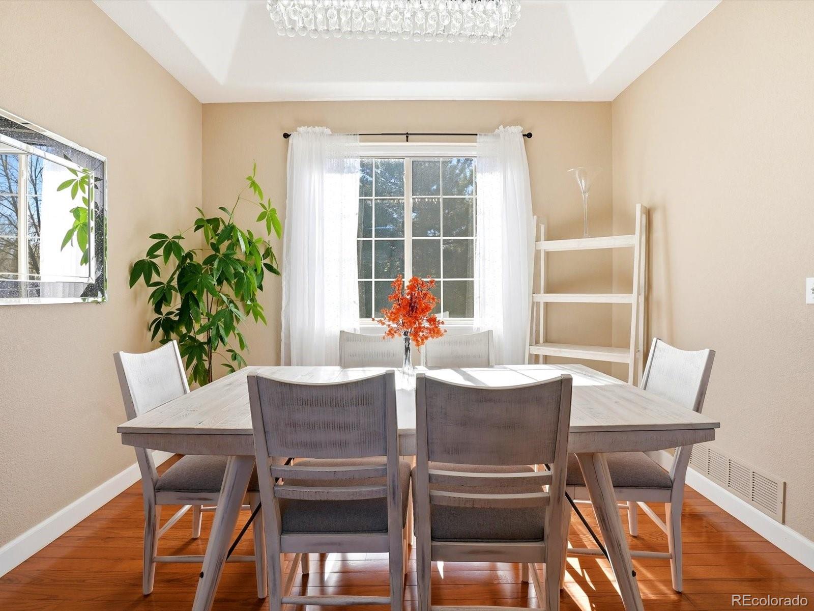 6638 W Hamilton Drive