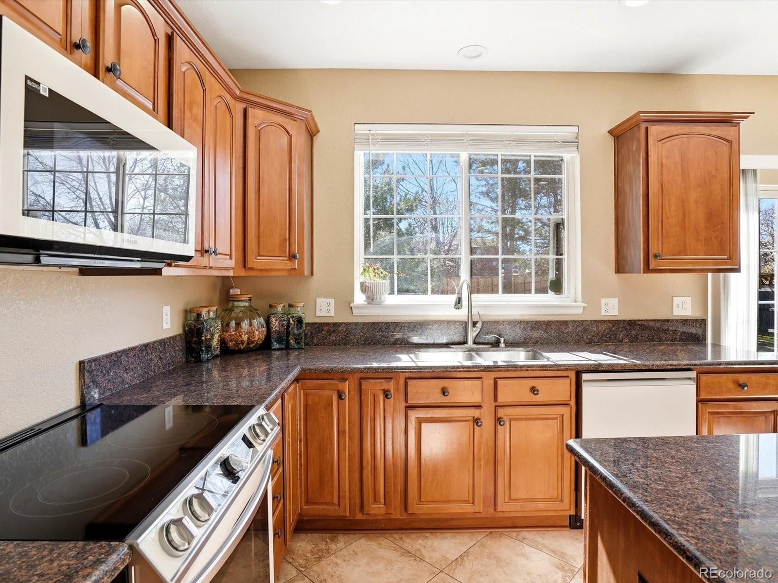 6638 W Hamilton Drive