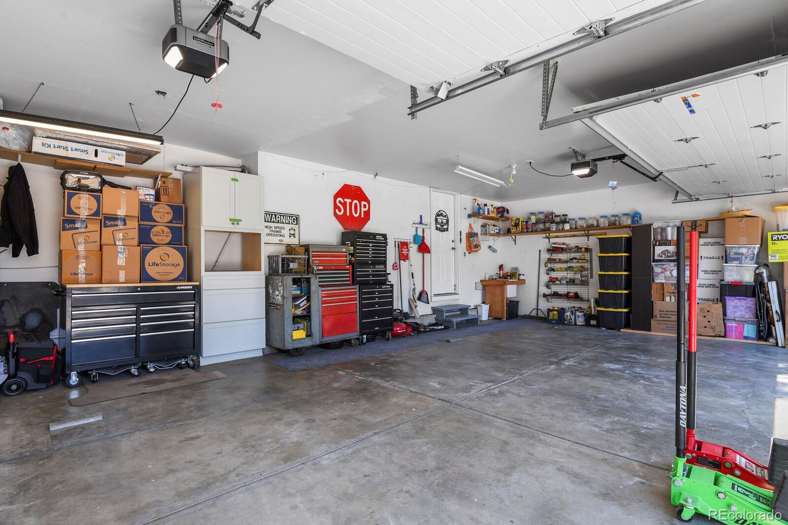 1249 E 96th Place