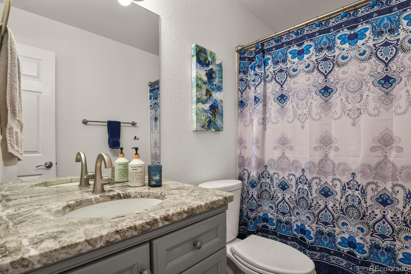 1249 E 96th Place