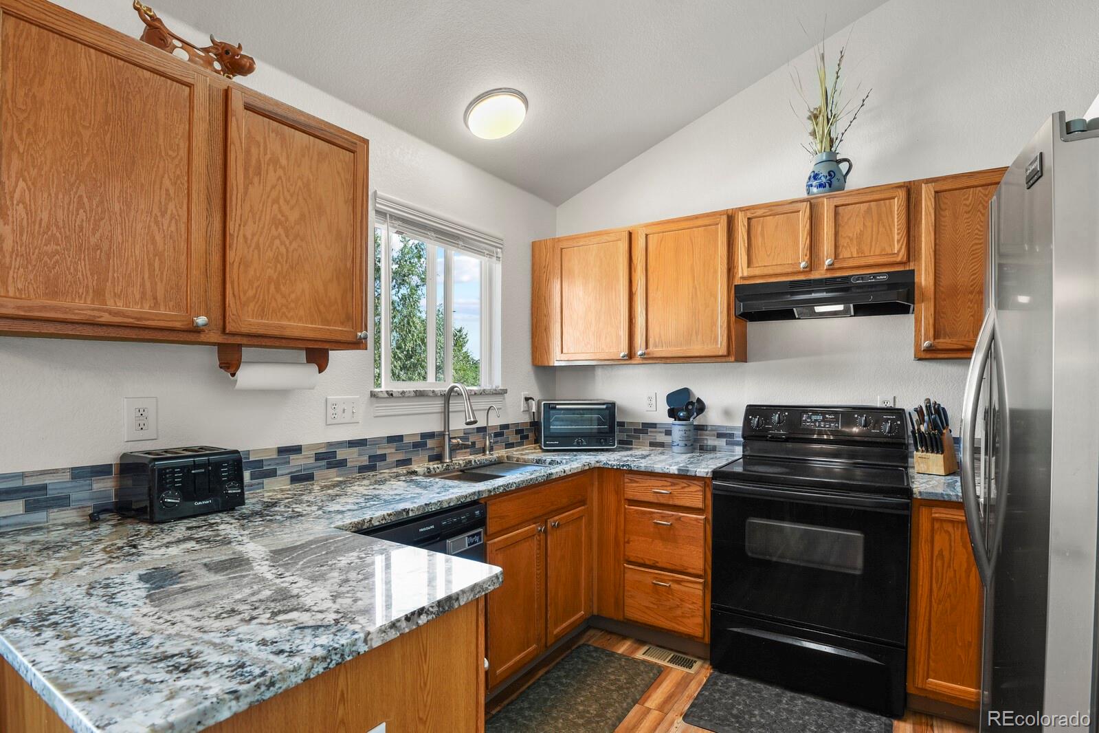 1249 E 96th Place
