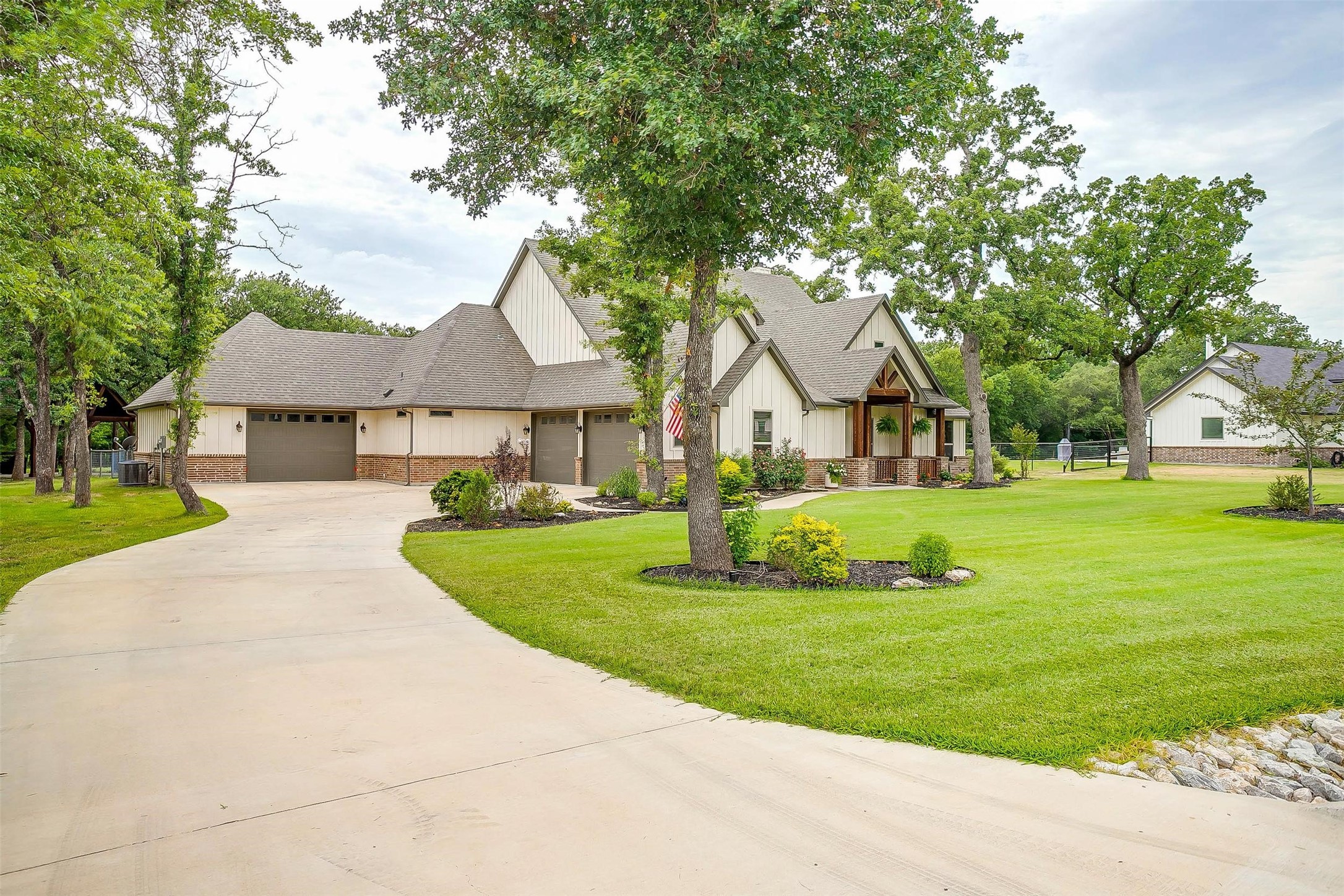 115 Magnolia Place