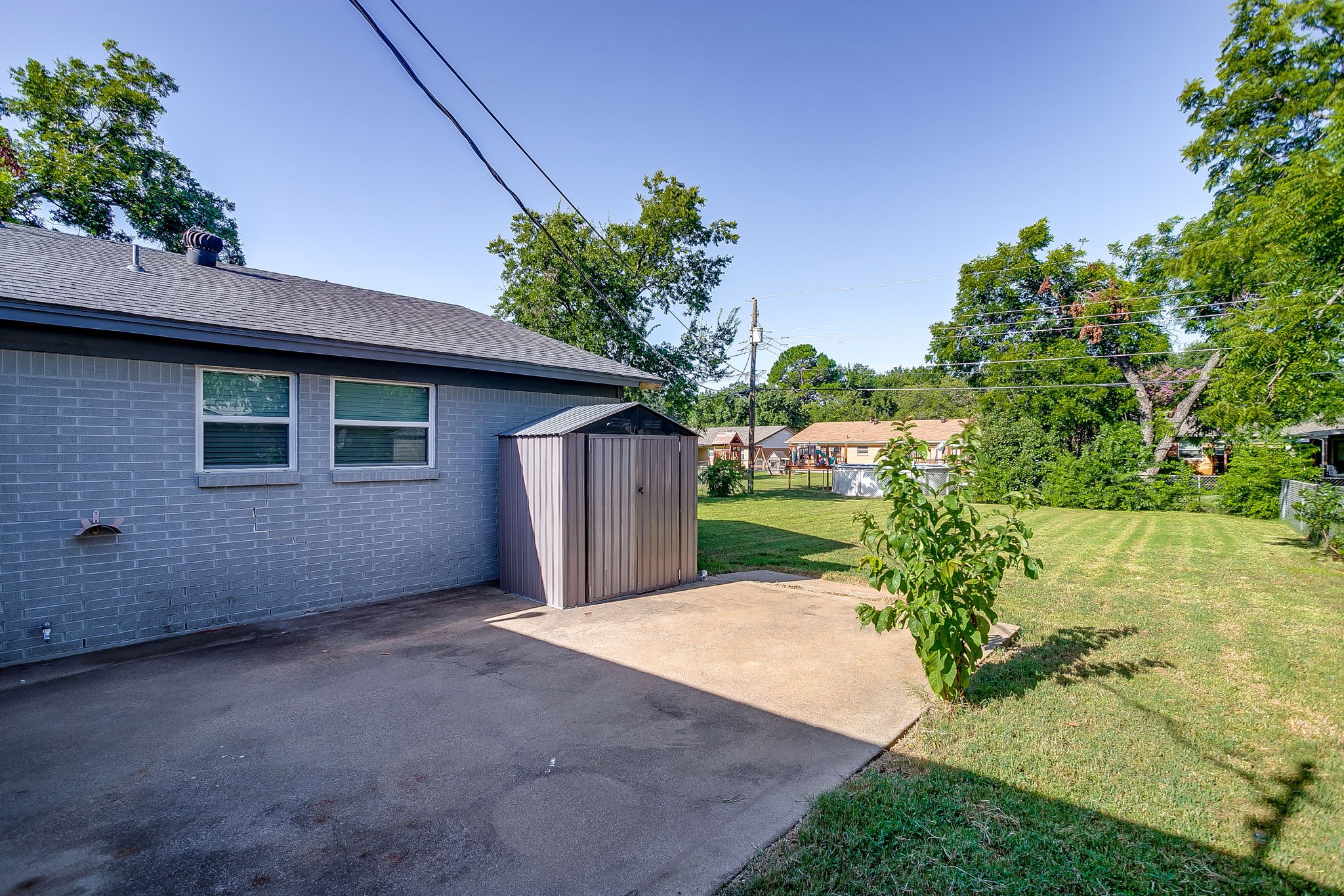 213 Jayellen Avenue
