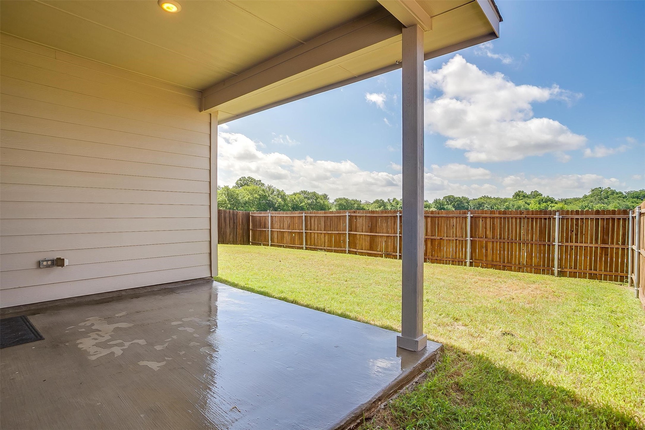 1424 Doe Meadow Drive