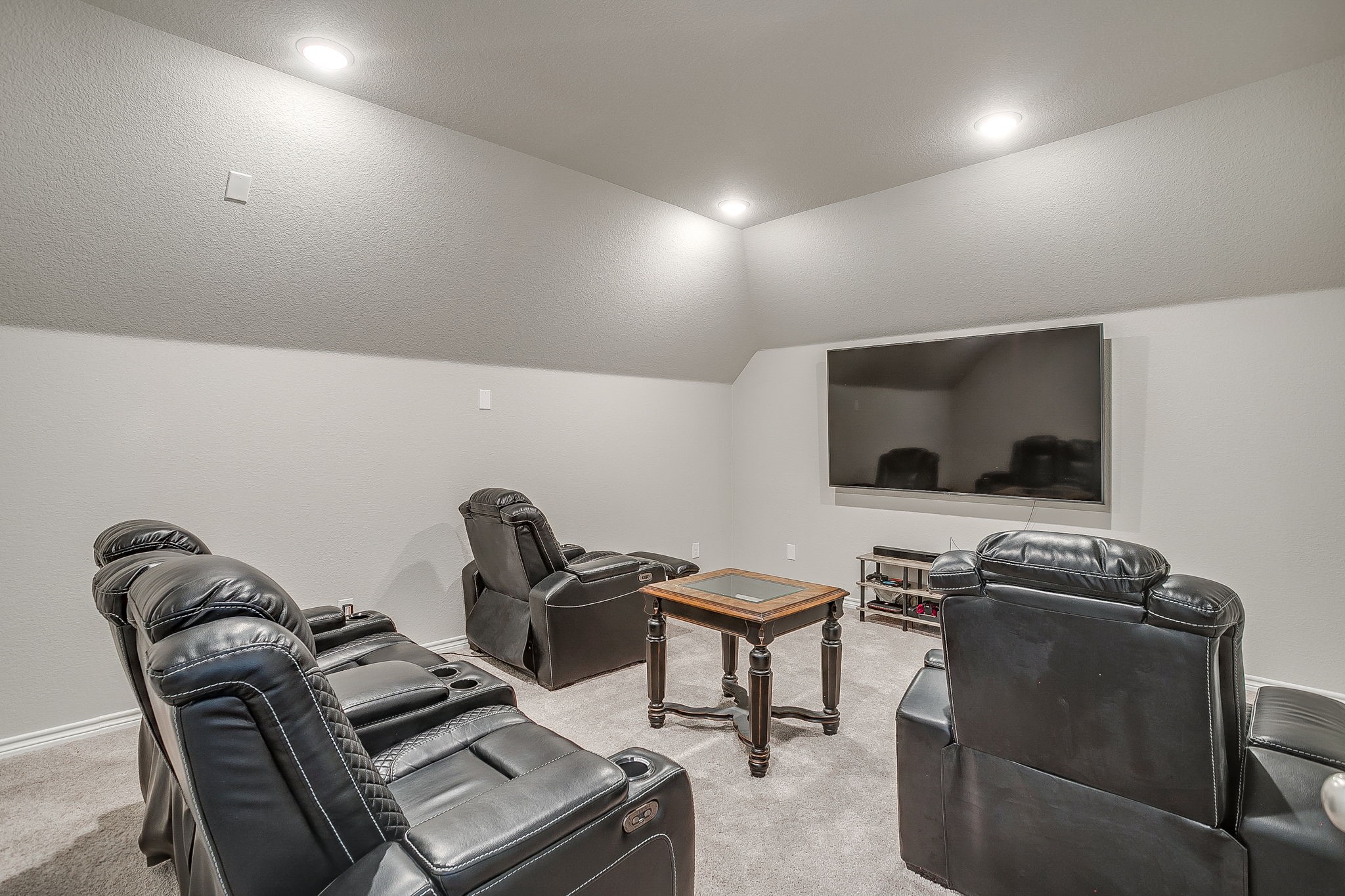2733 Stadium View Drive