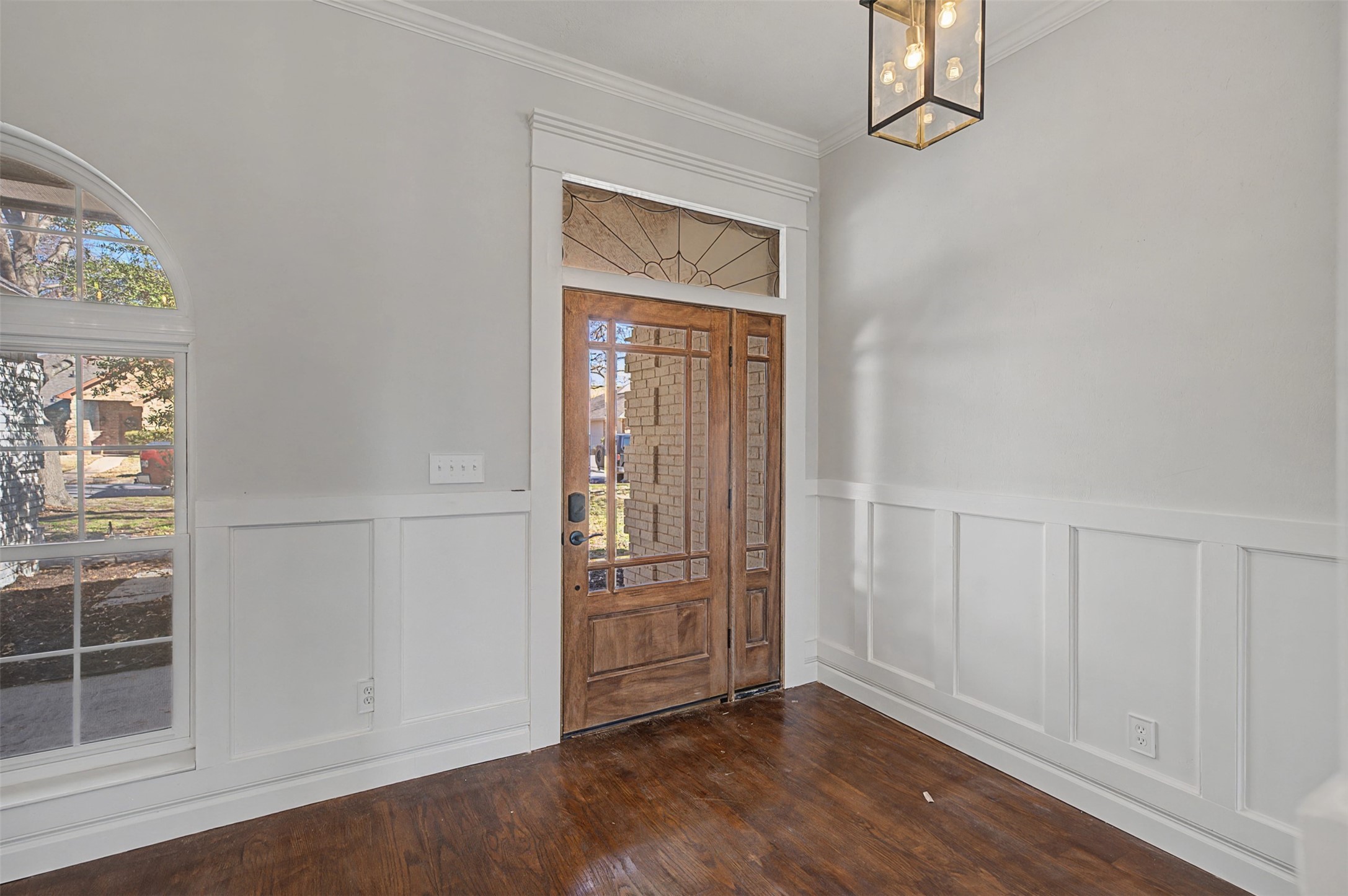 3655 Snow Creek Drive