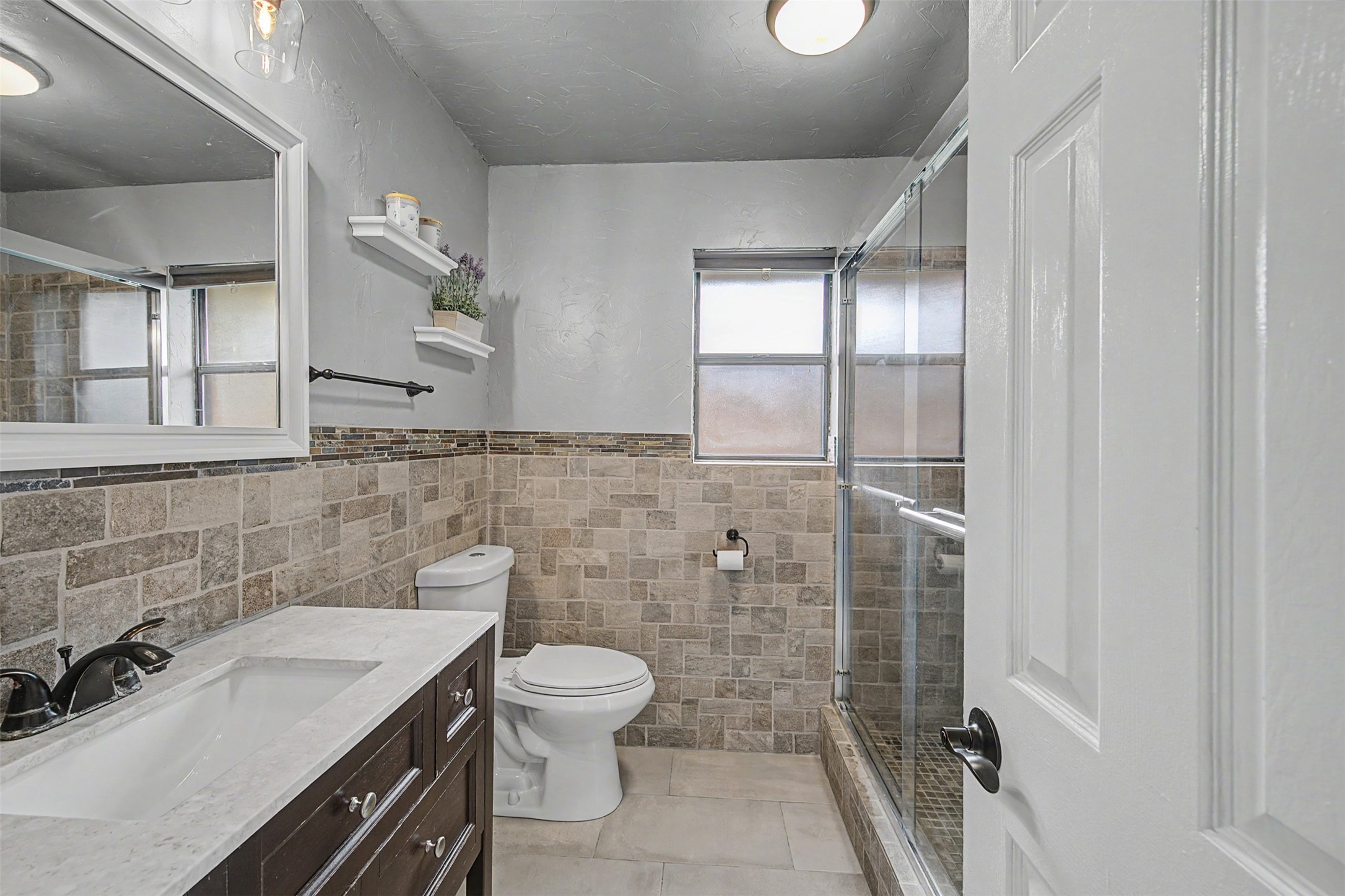 3501 Jasmine Trail