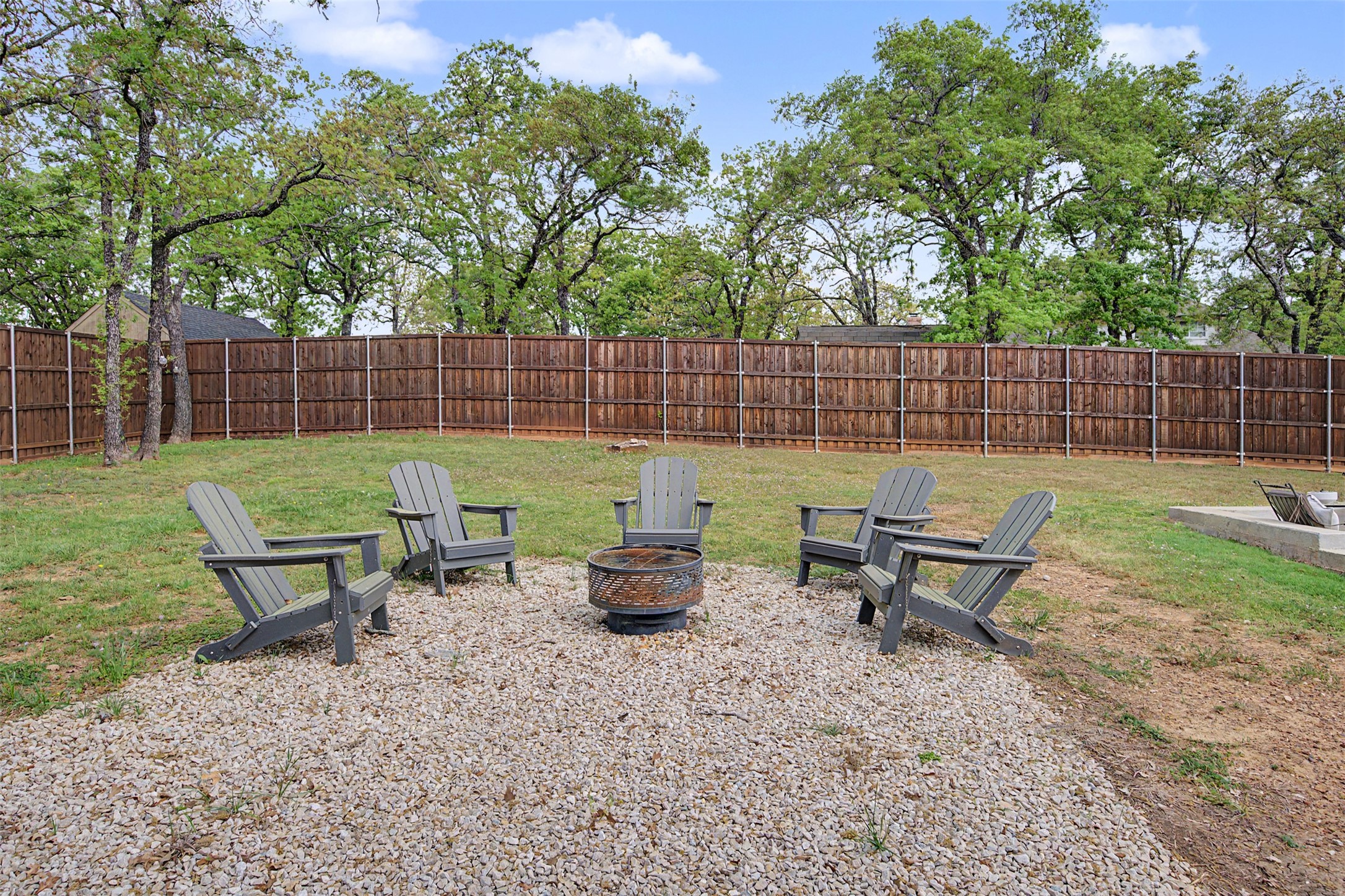 1029 Oakridge Court