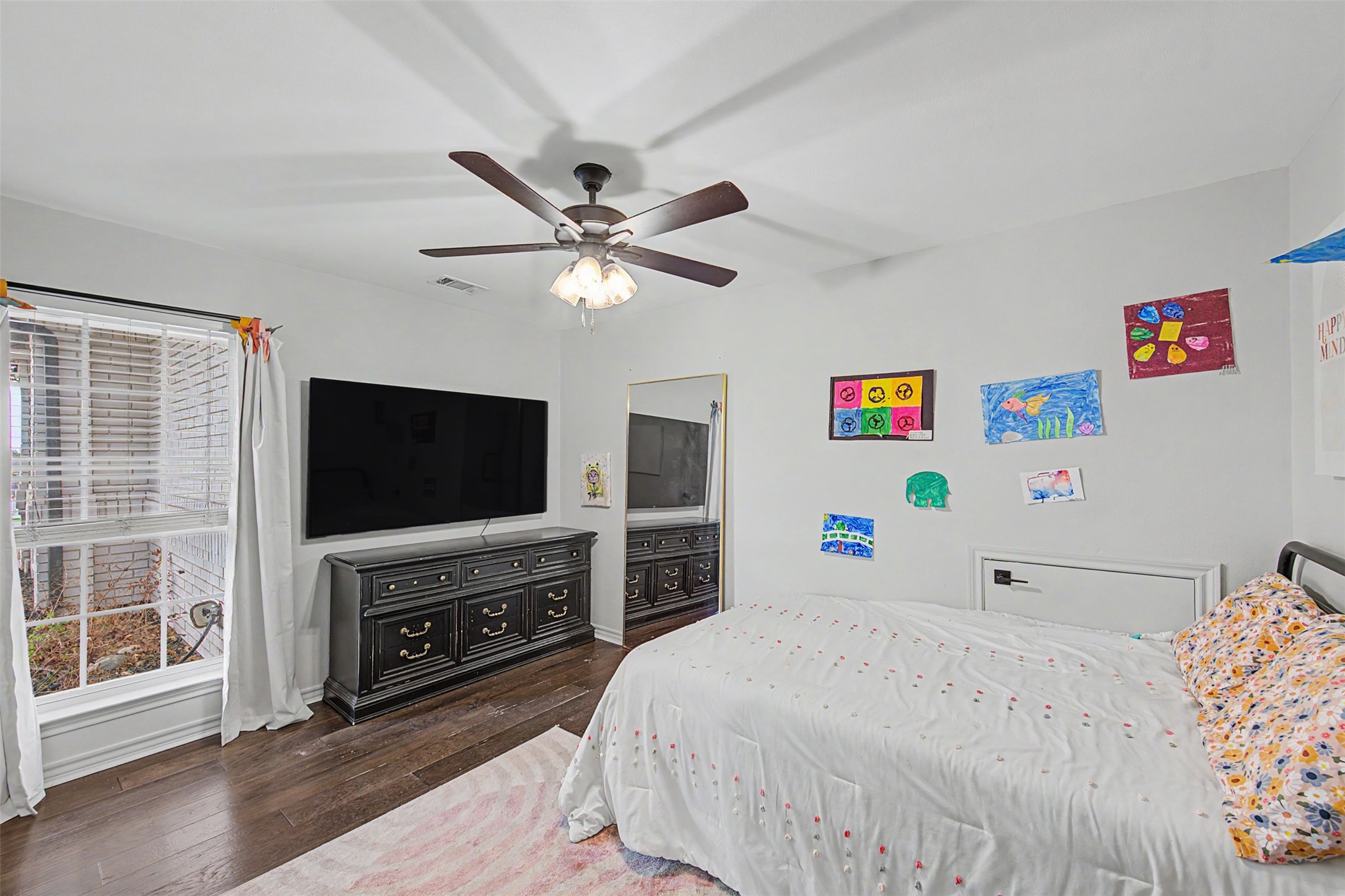 1029 Oakridge Court