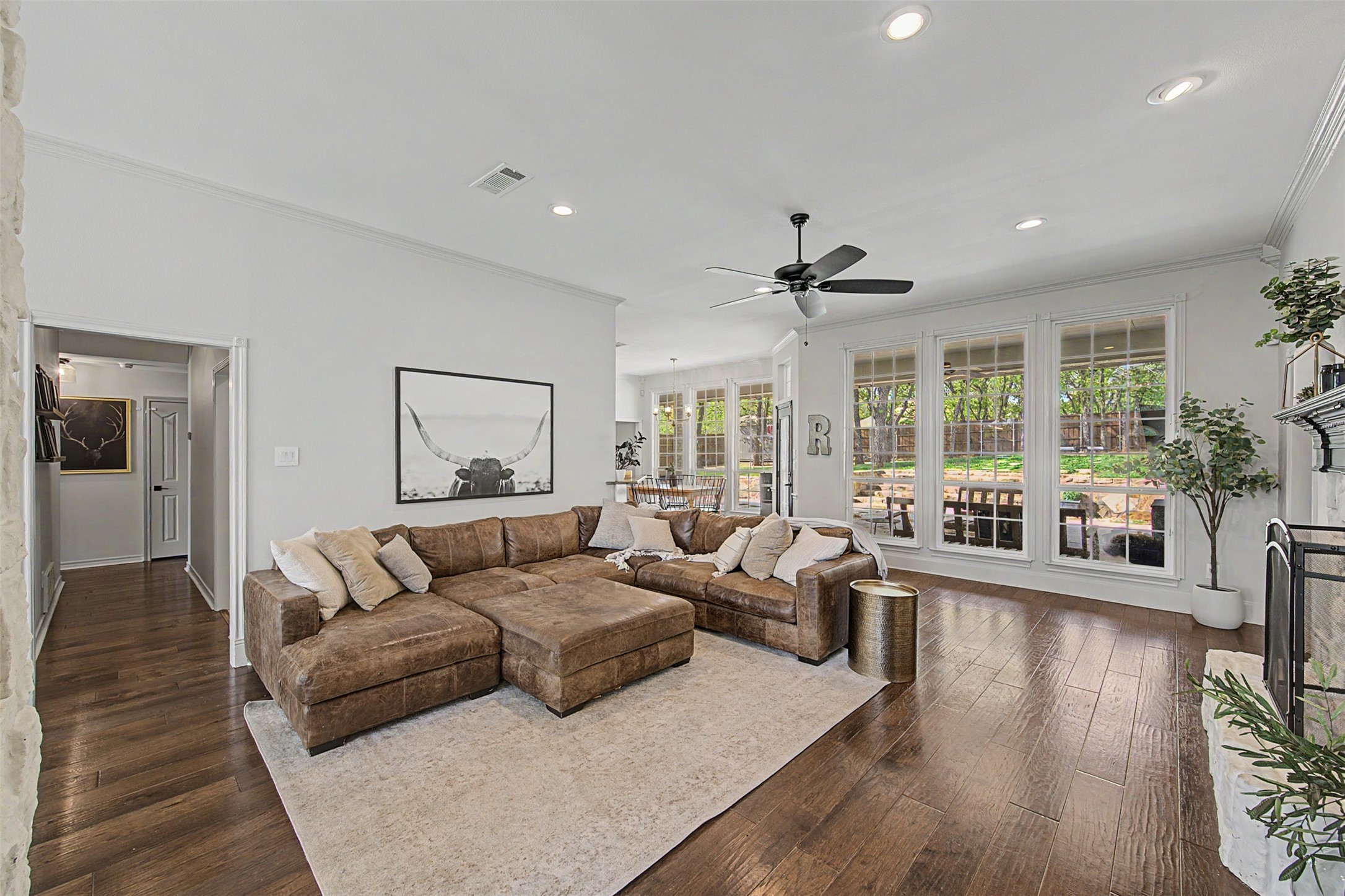 1029 Oakridge Court