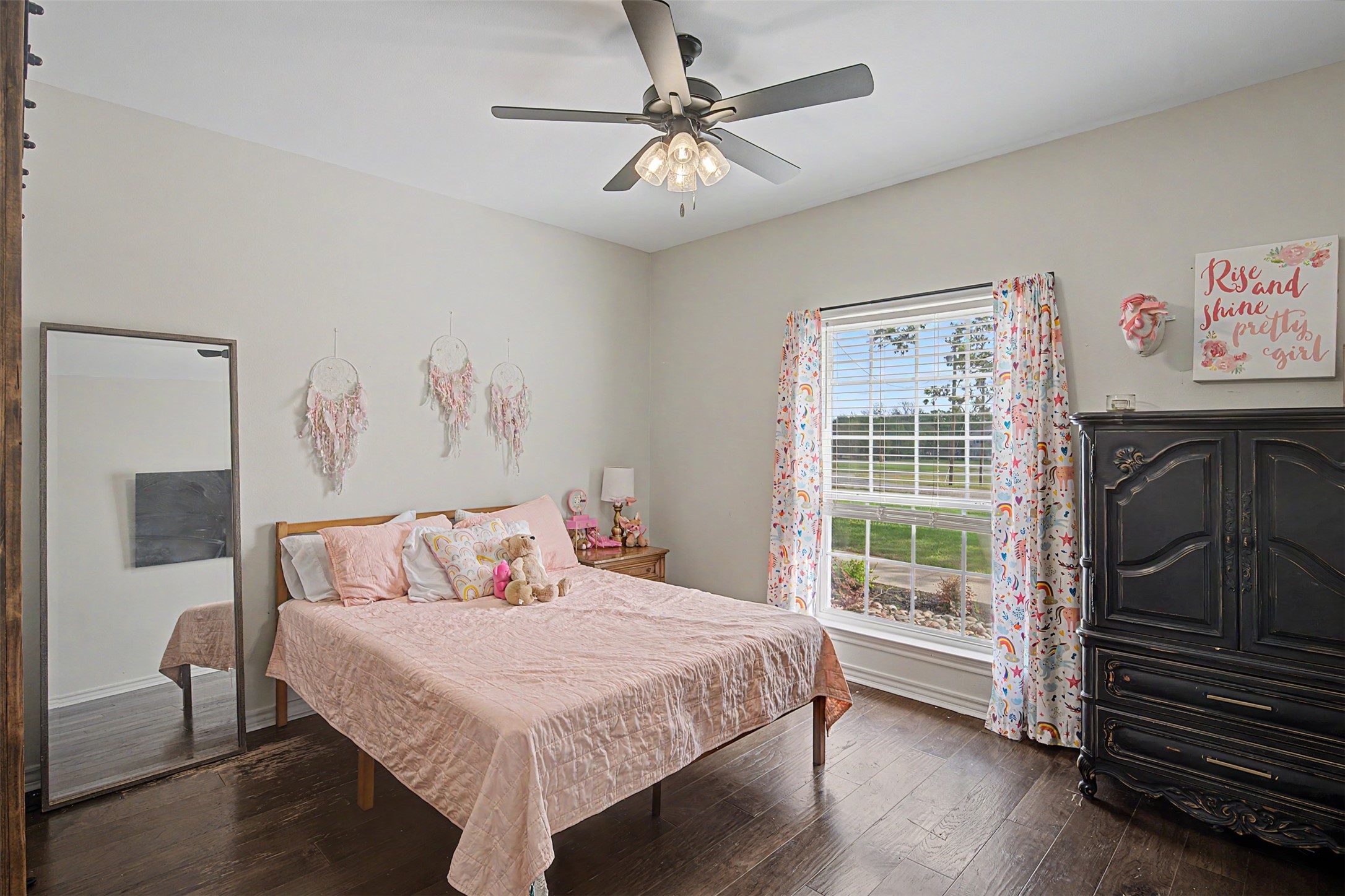 1029 Oakridge Court