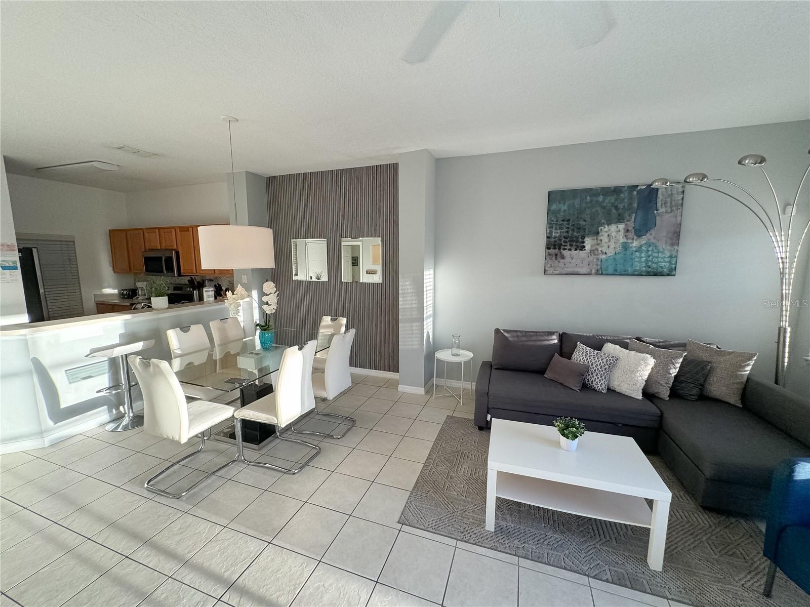 3143 YELLOW LANTANA LN