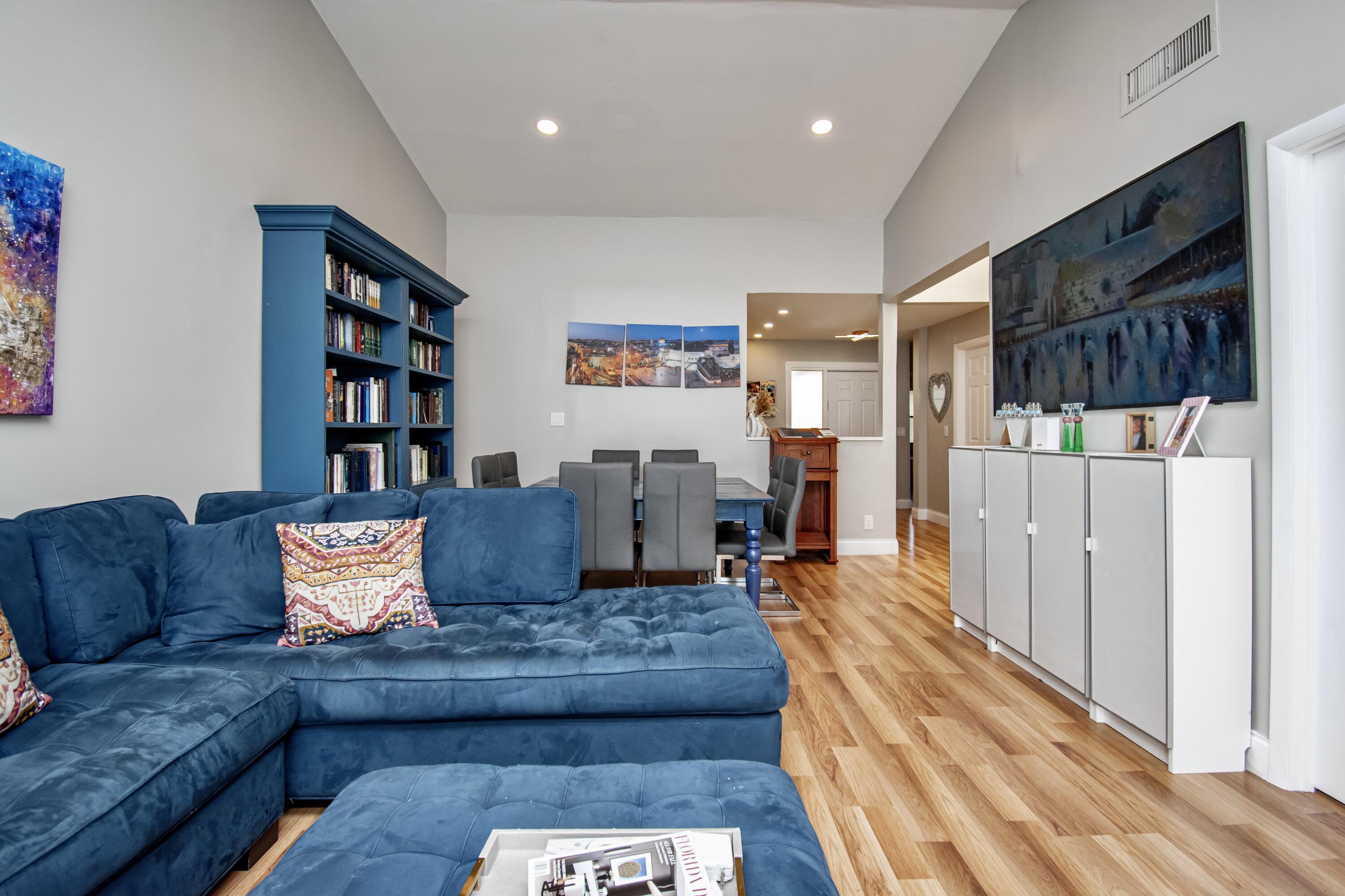 22163 Thomas Terrace