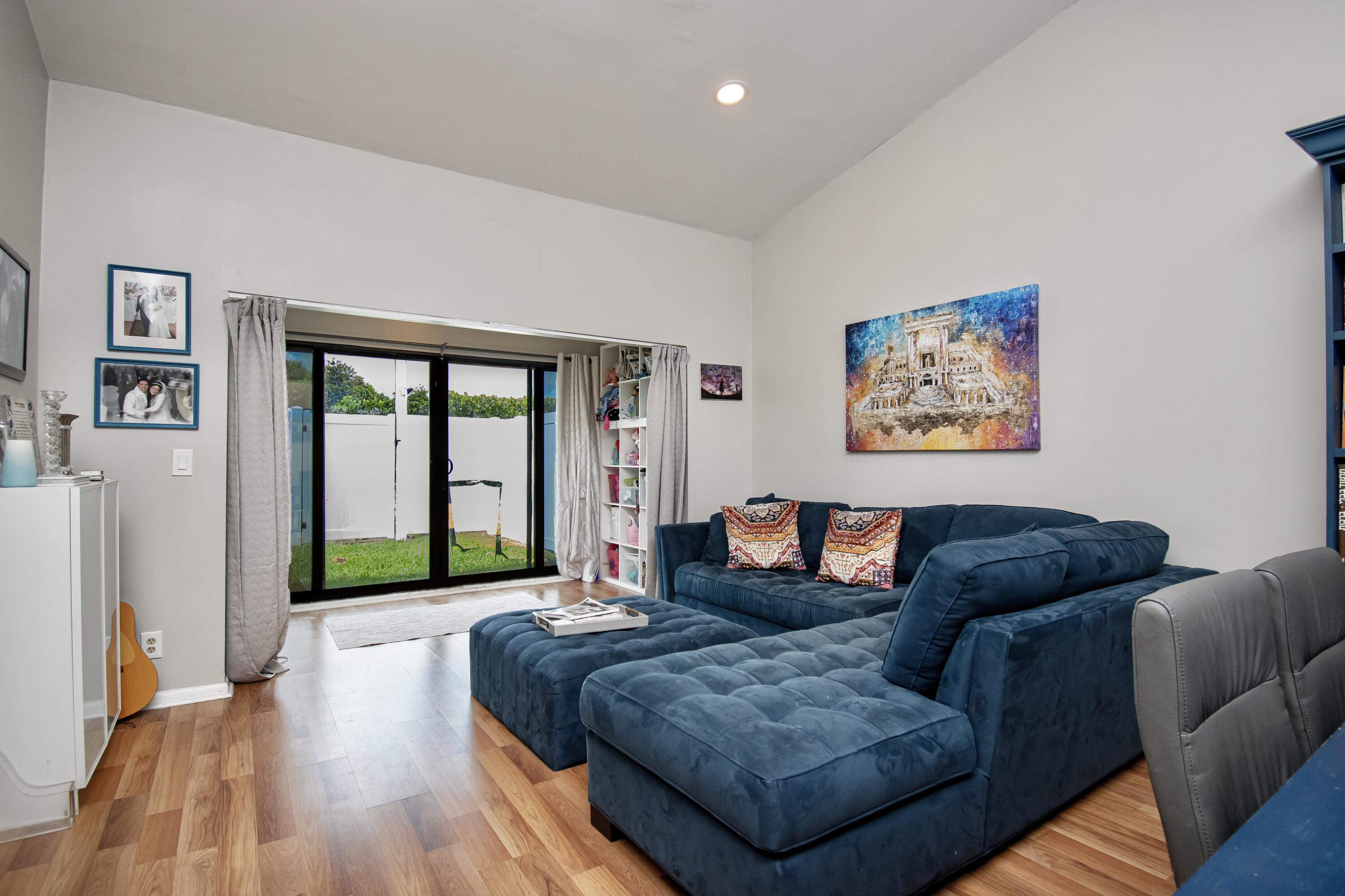 22163 Thomas Terrace