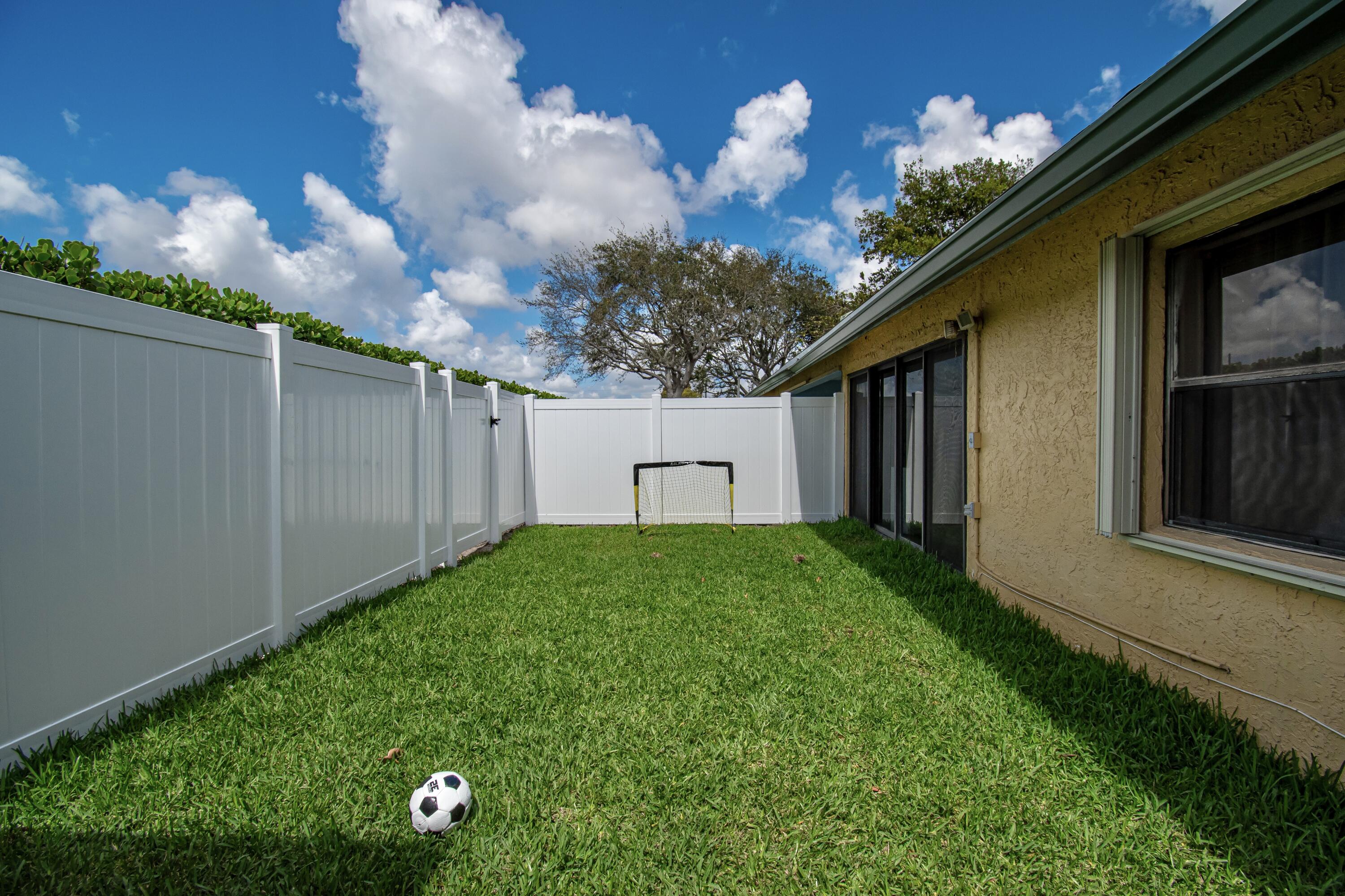 22163 Thomas Terrace