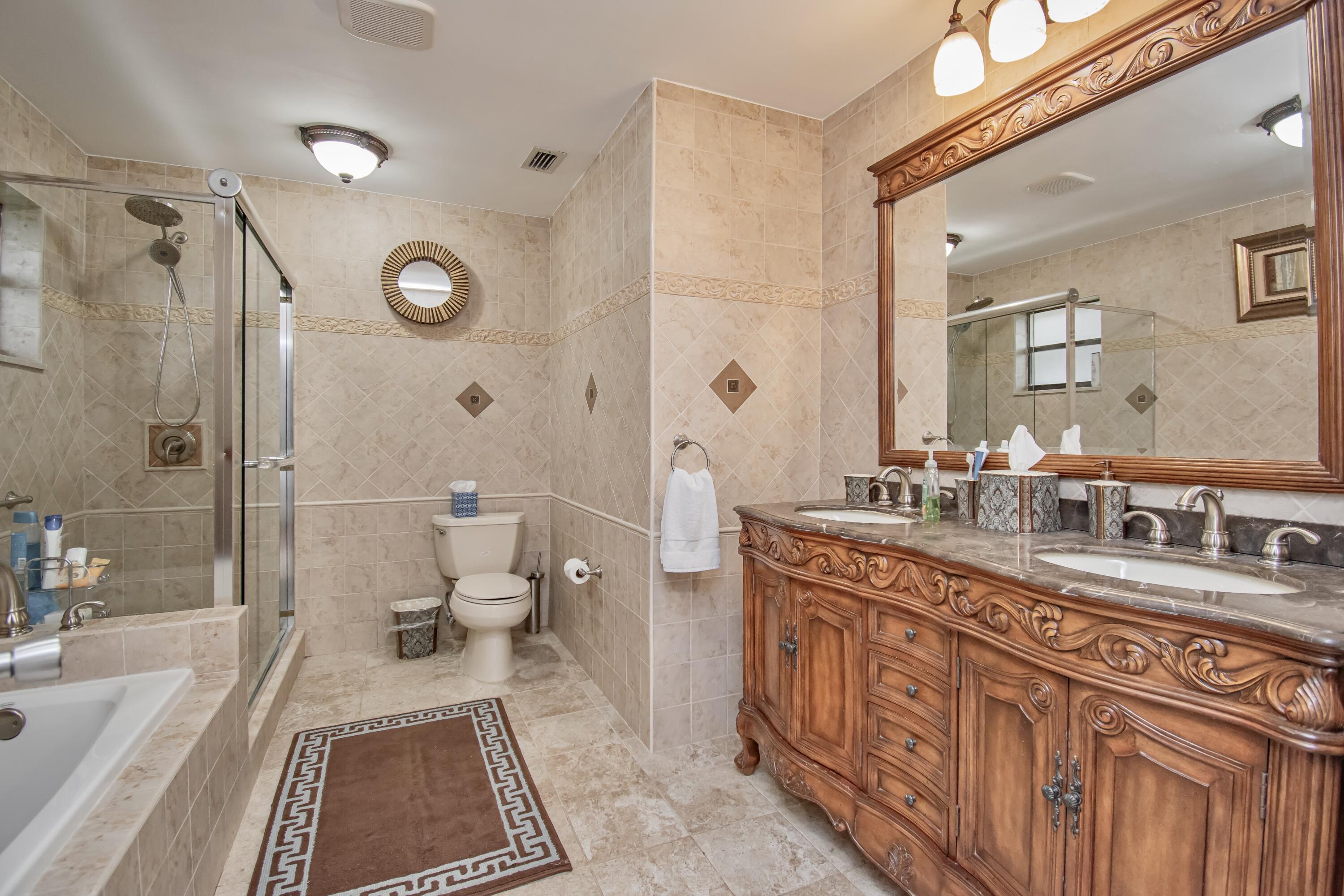 7838 Cypress Crescent