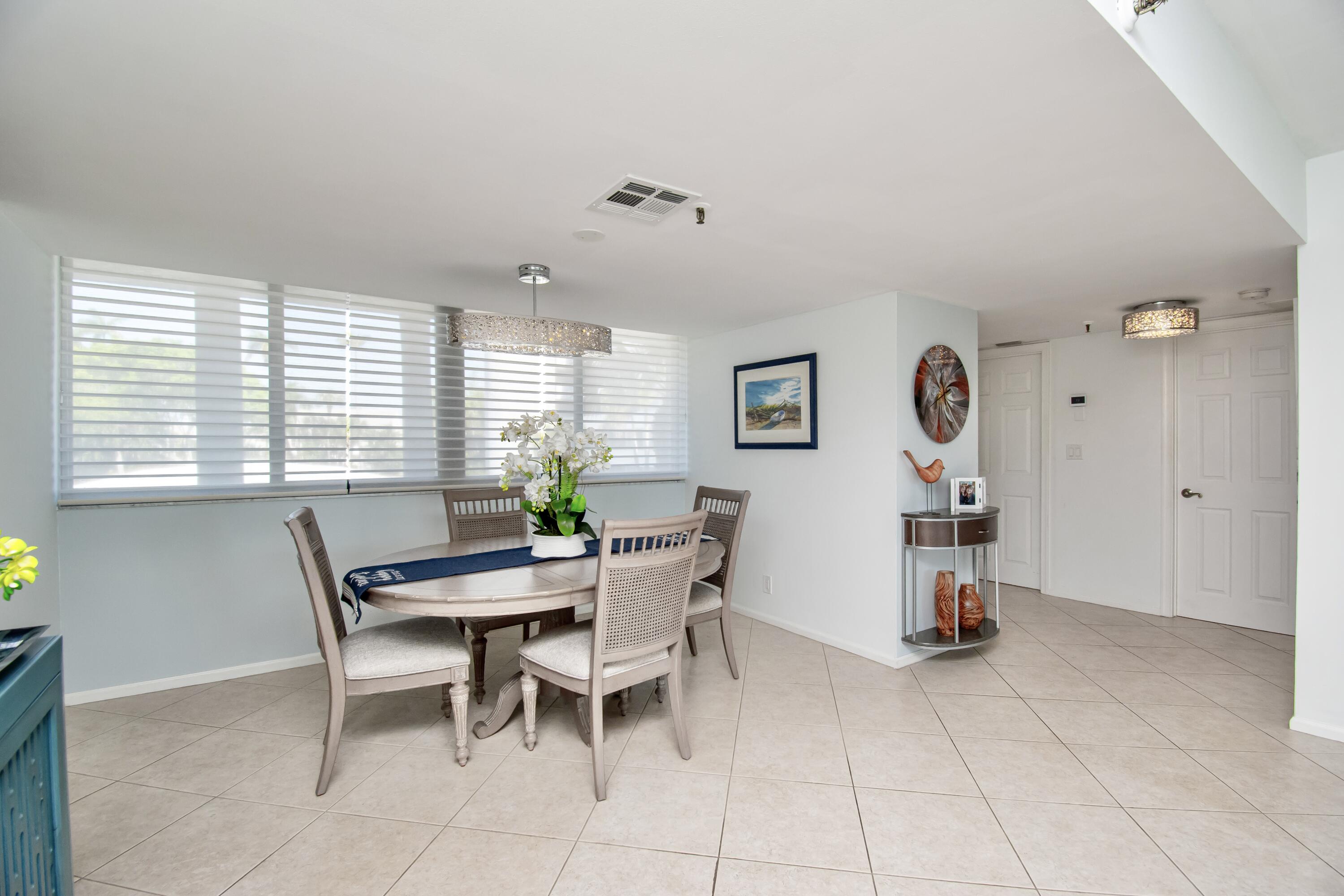 8200 Lakeshore Drive 202