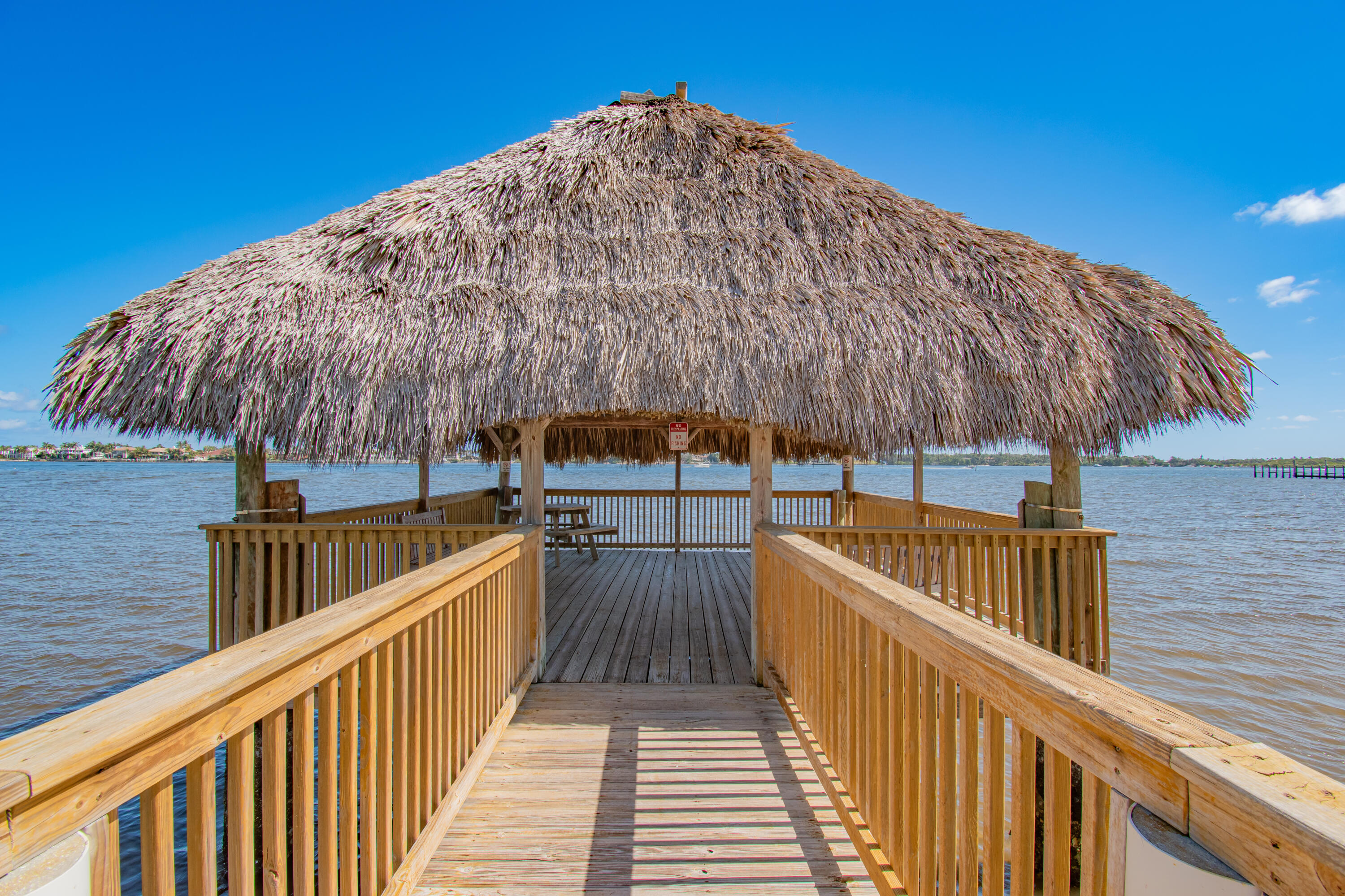 8200 Lakeshore Drive 202