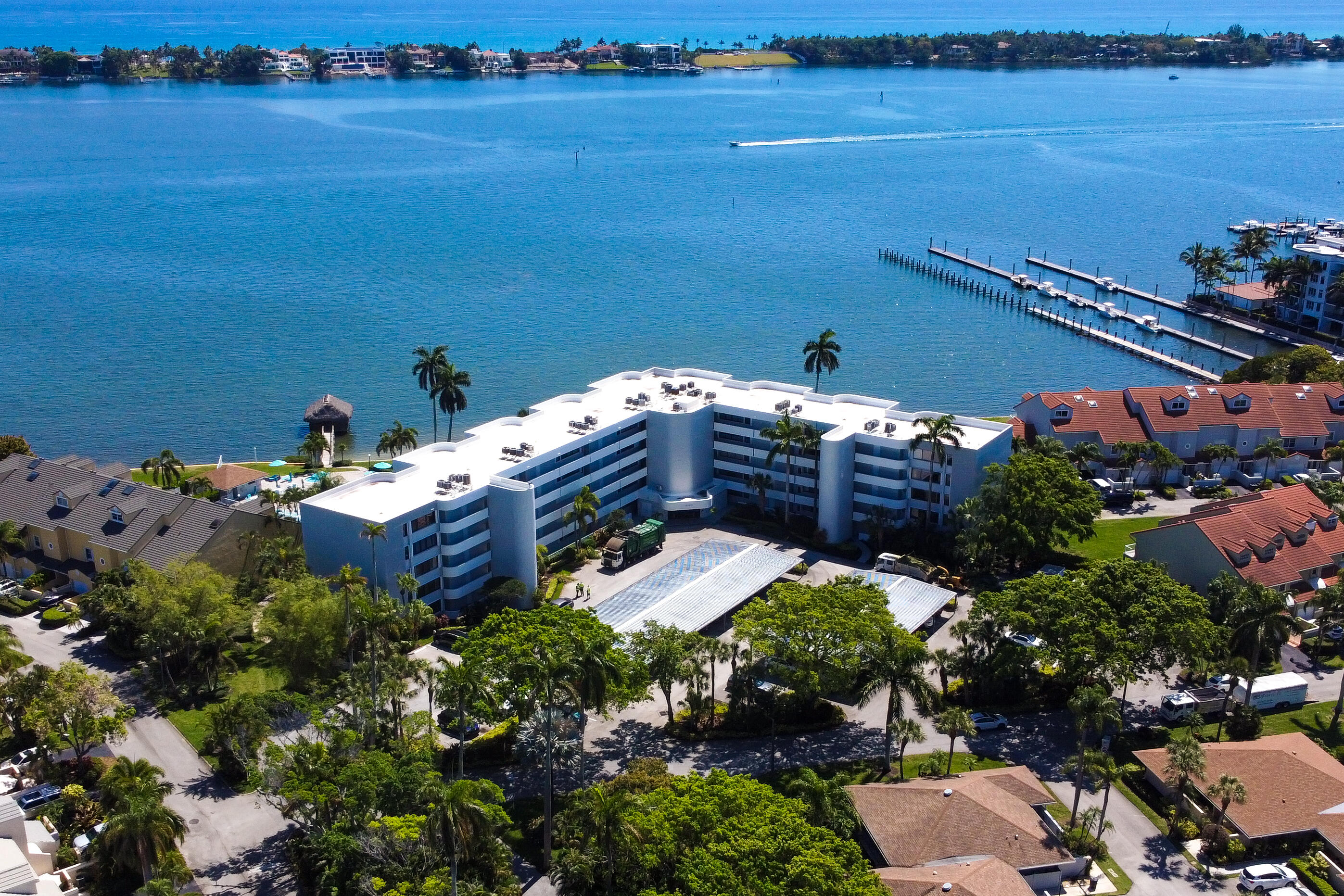 8200 Lakeshore Drive 202