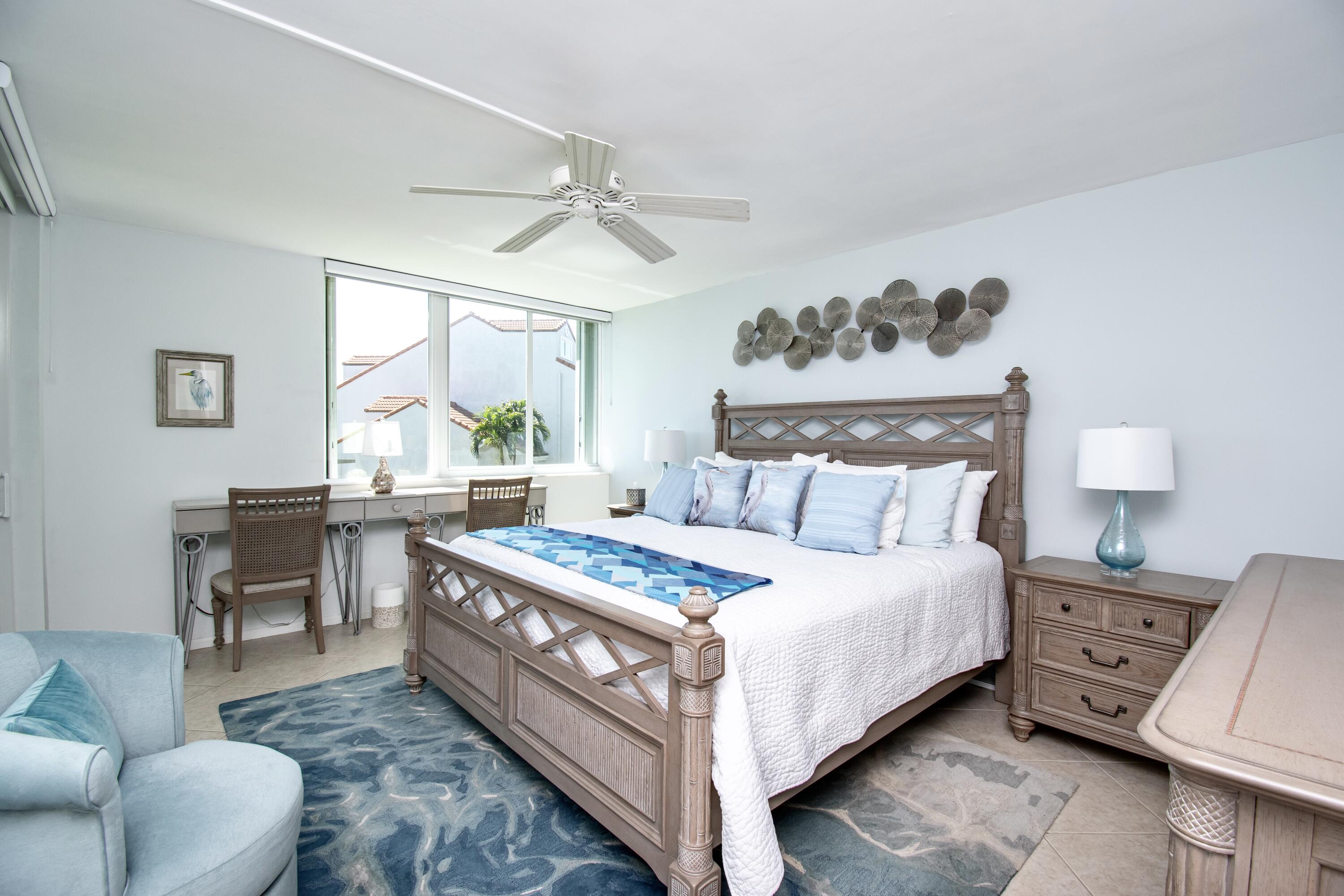 8200 Lakeshore Drive 202