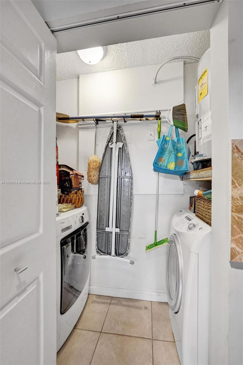 22322 Pineapple Walk Drive