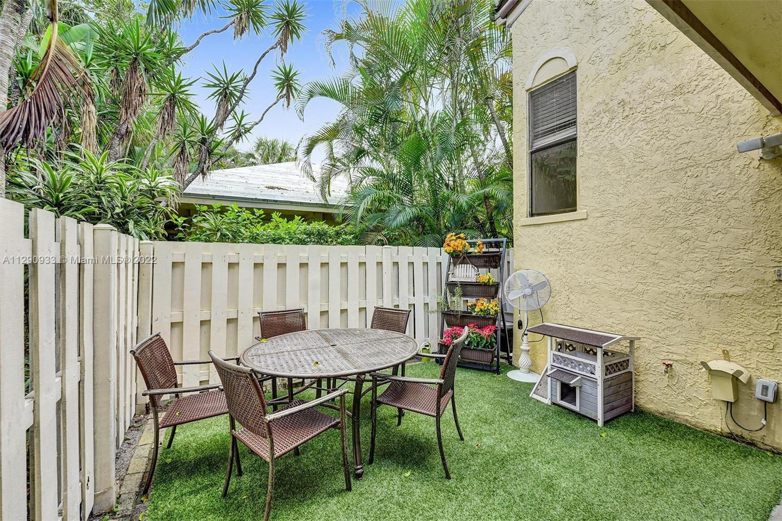 22322 Pineapple Walk Drive