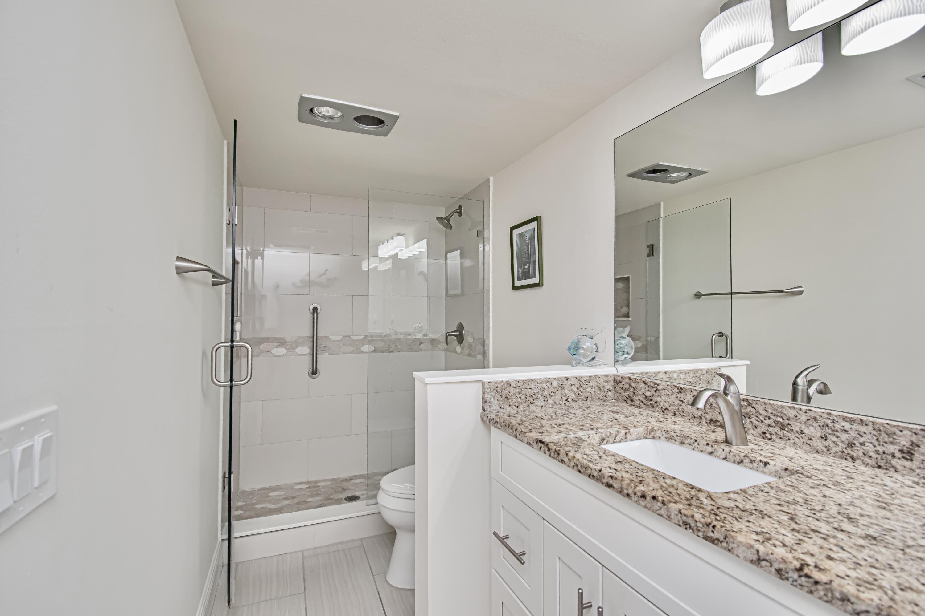 8200 Lakeshore Drive 2010