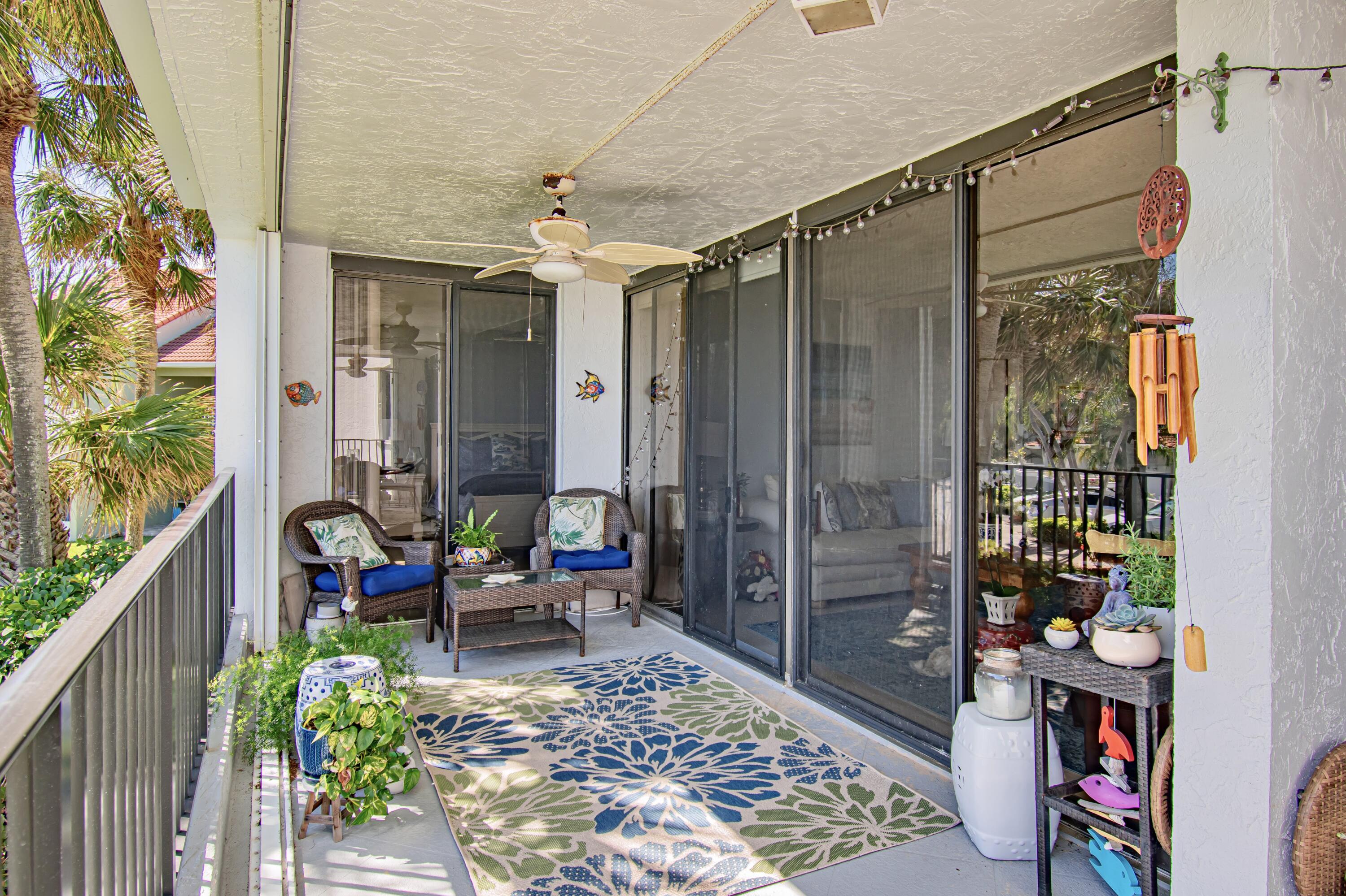 8200 Lakeshore Drive 2010