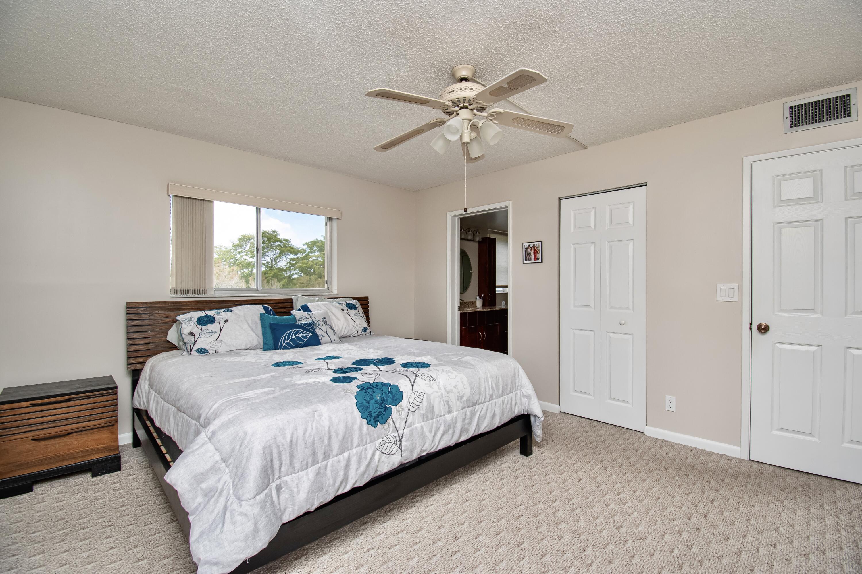 7286 Huntington Lane 408