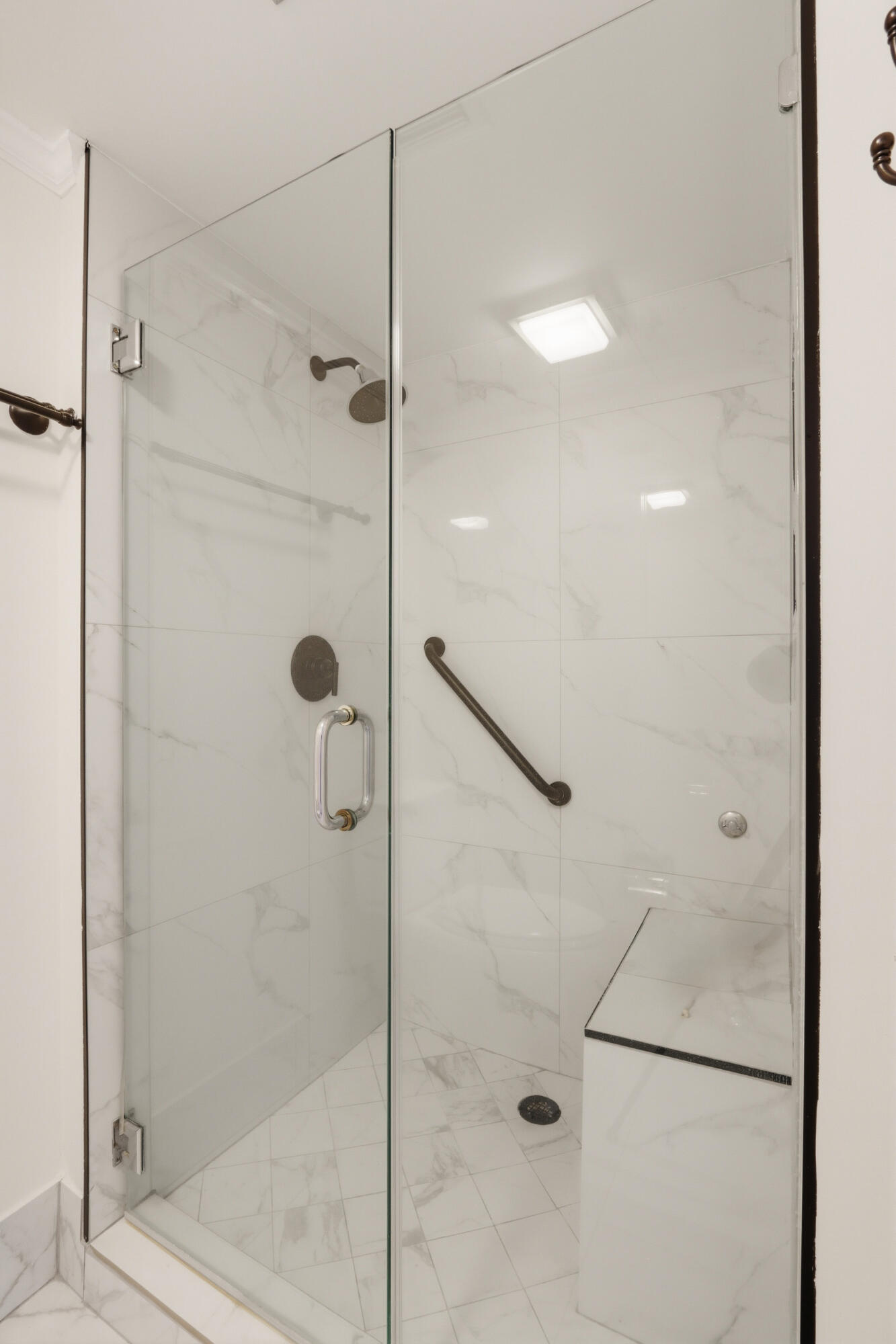 6133 Balboa Circle 302