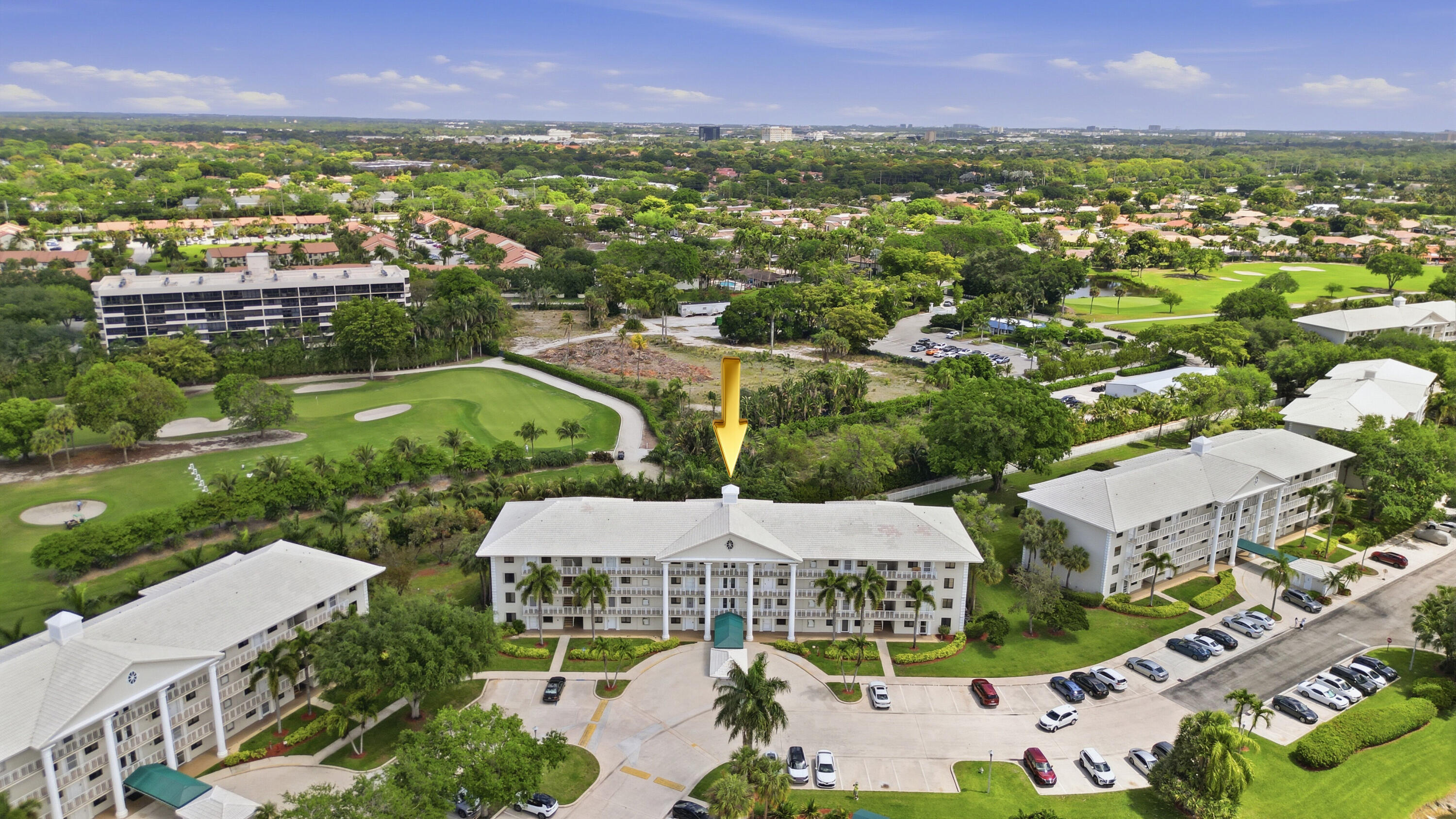 6133 Balboa Circle 302