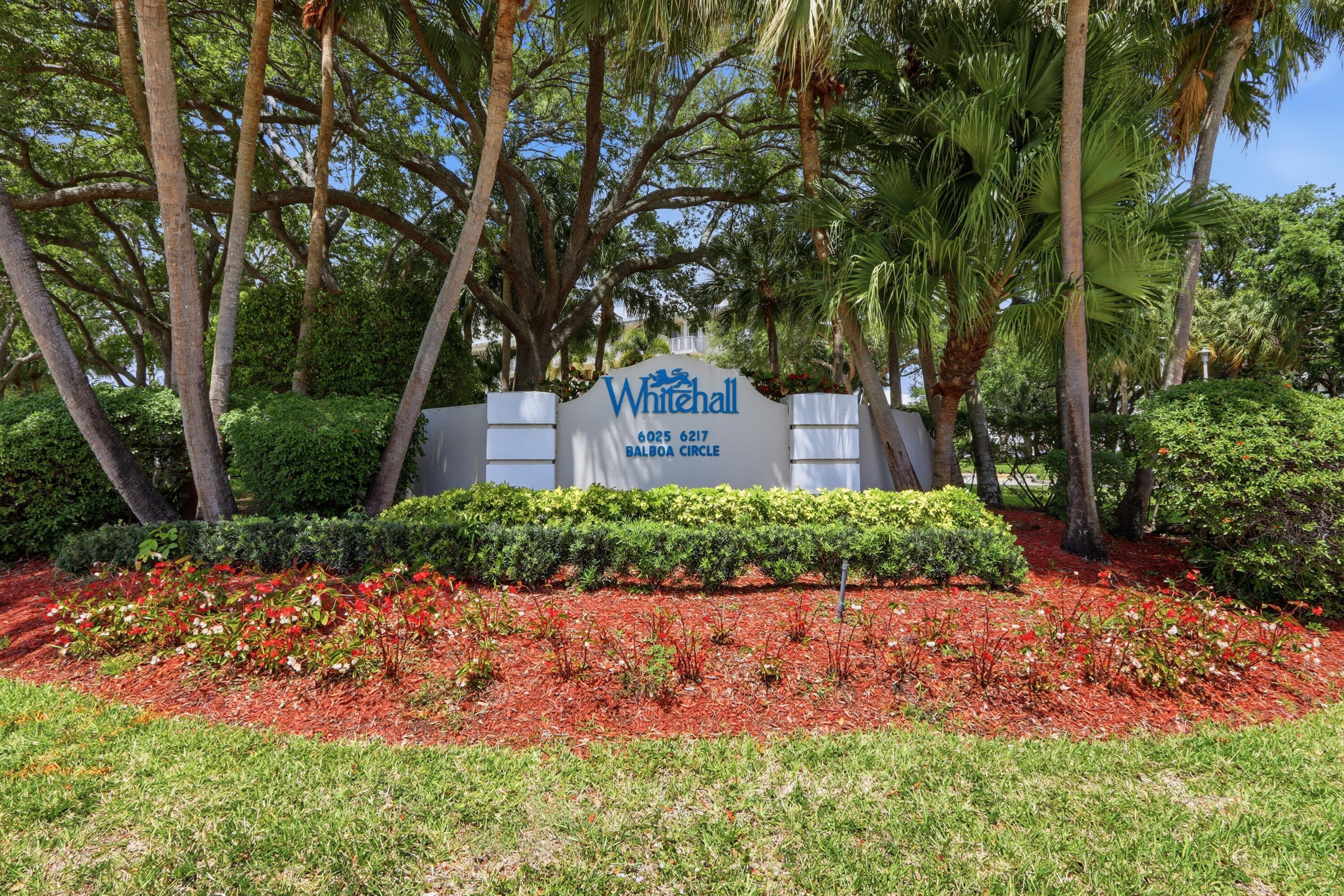 6133 Balboa Circle 302