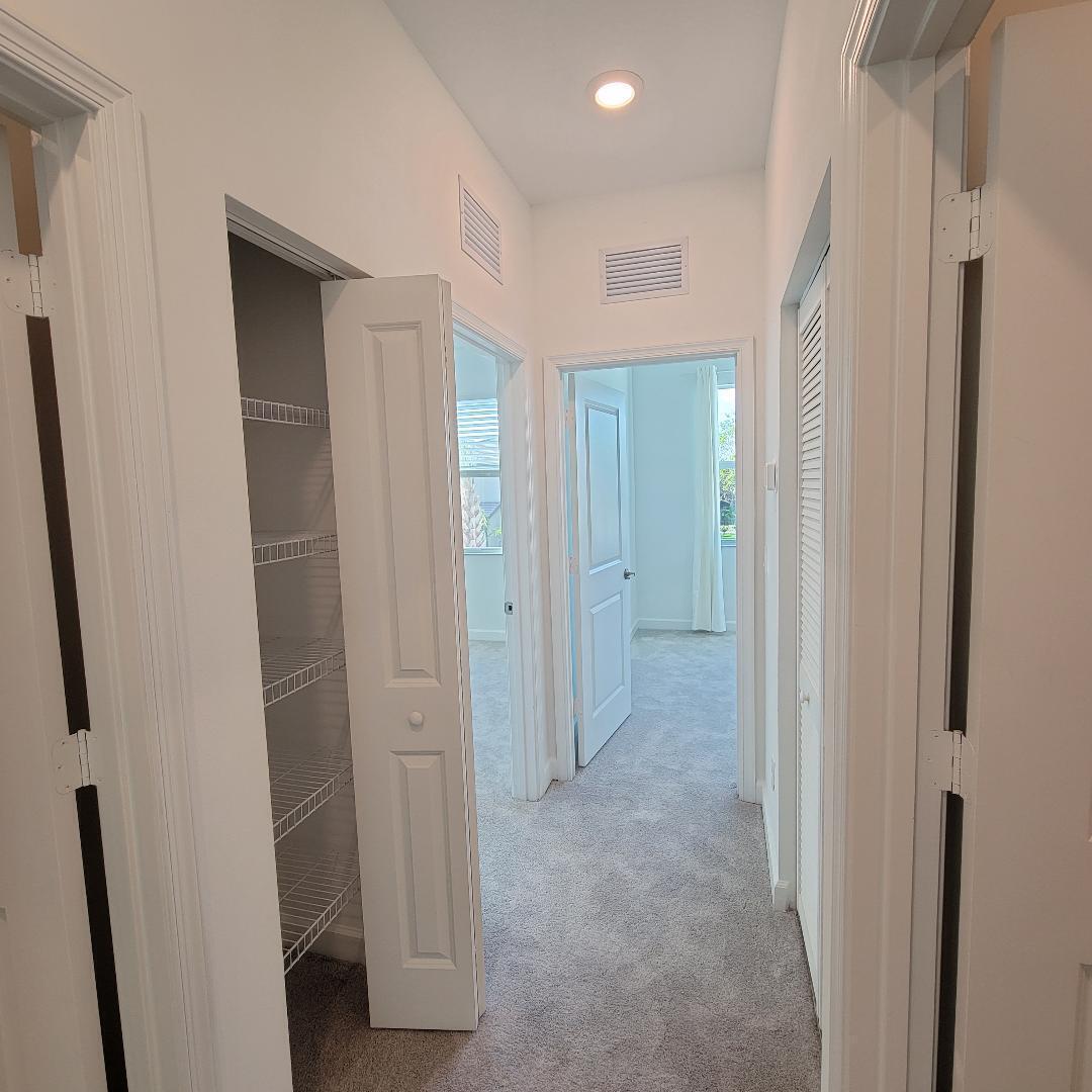 8978 Zevon Court