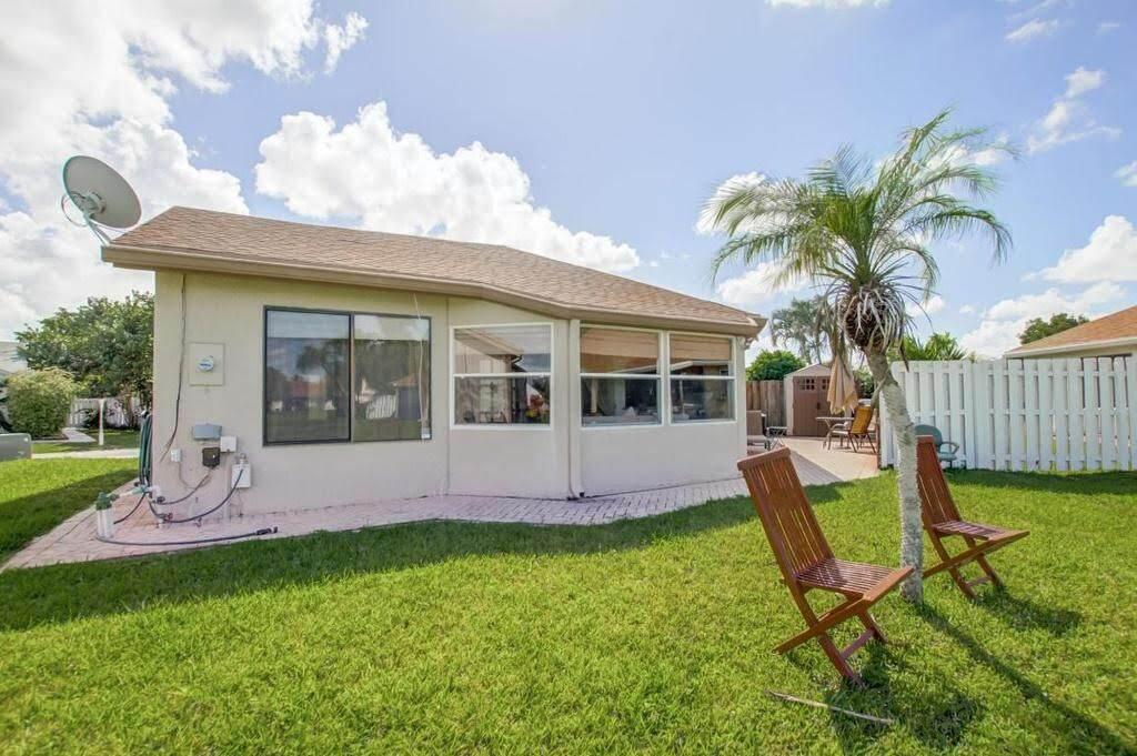 9709 Sunny Isle Circle