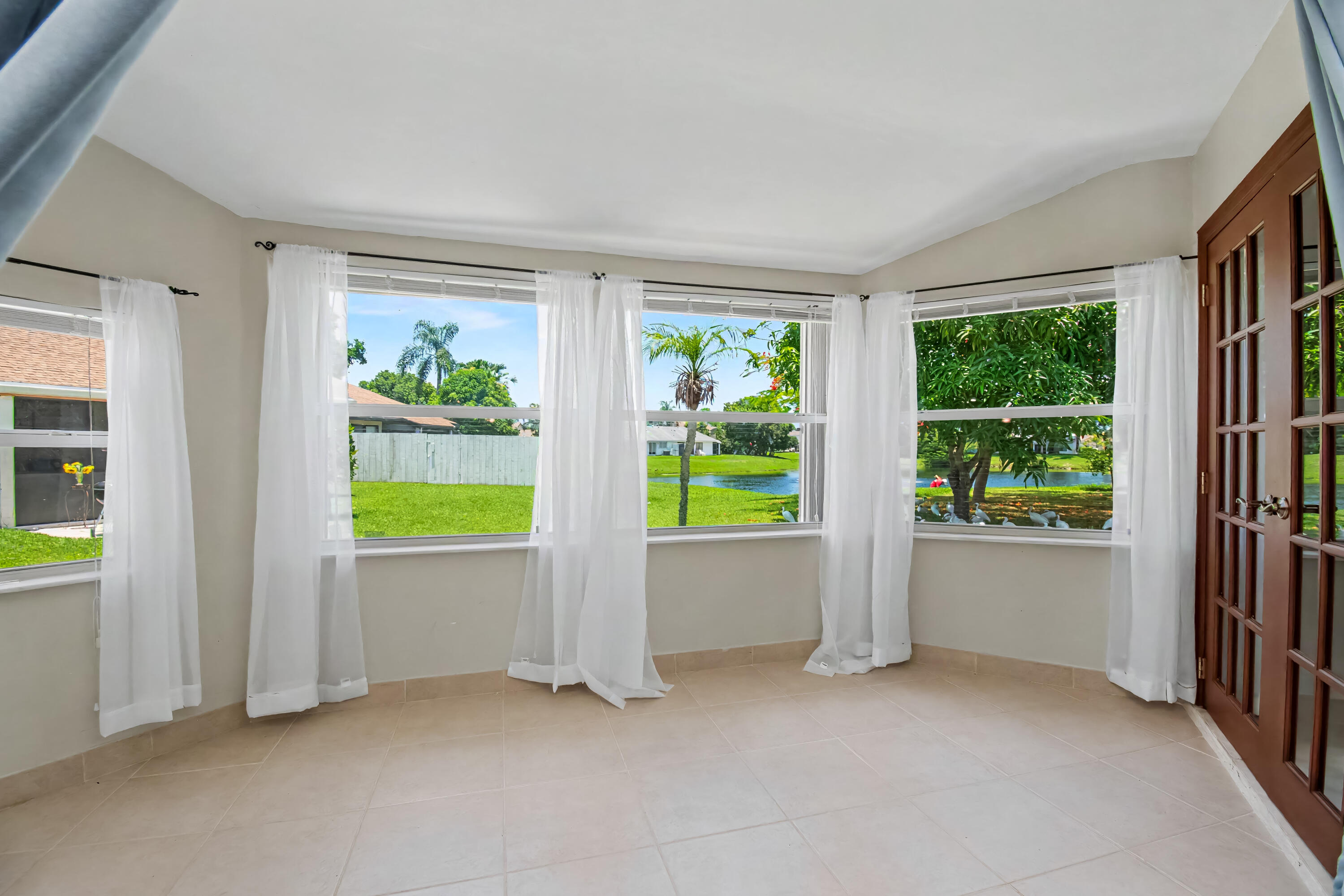 9709 Sunny Isle Circle