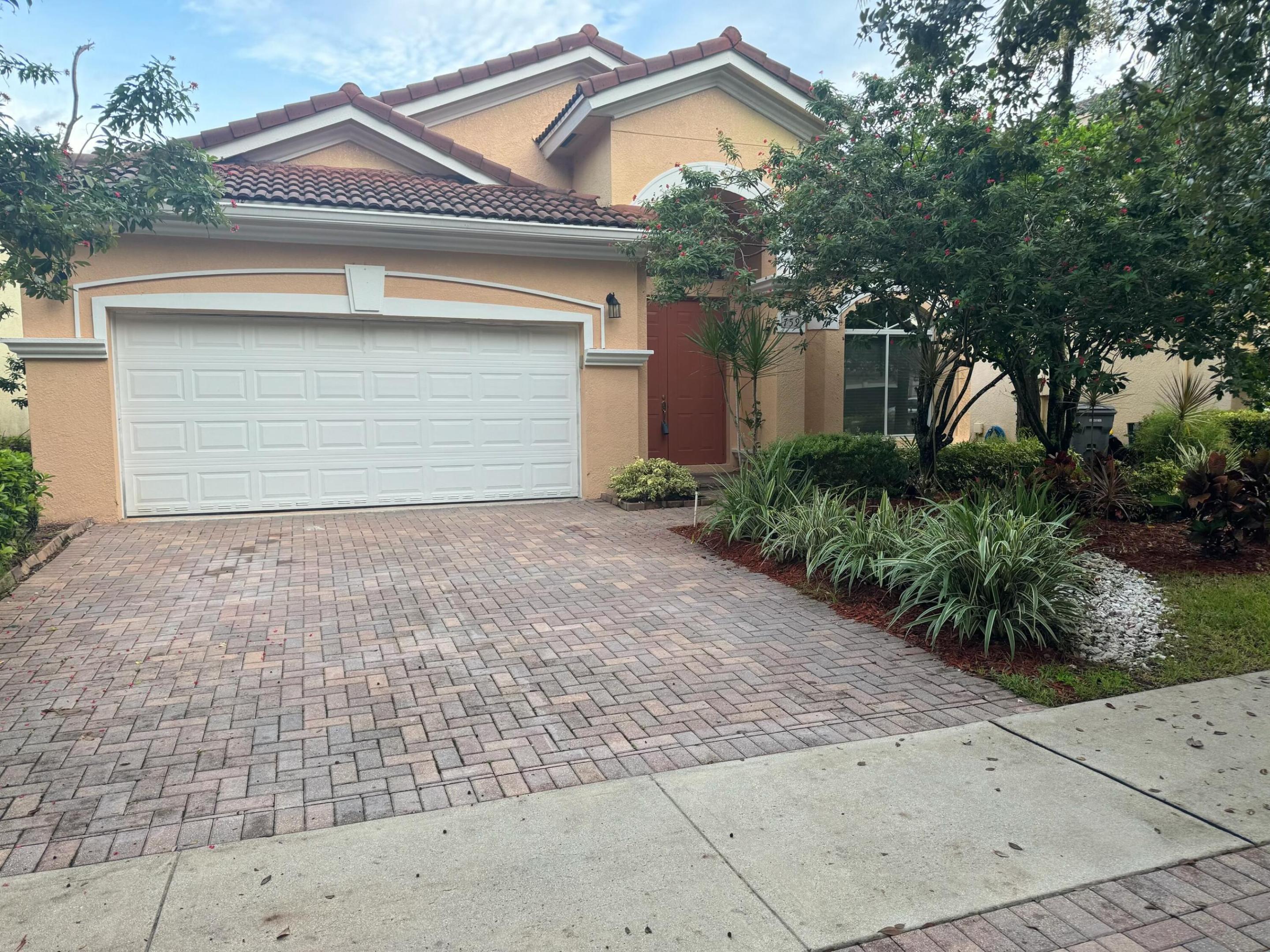 759 Gazetta Way