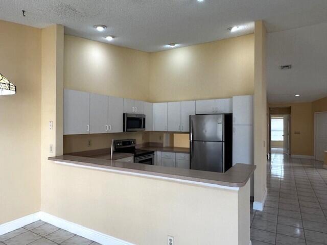 10020 Country Brook Road