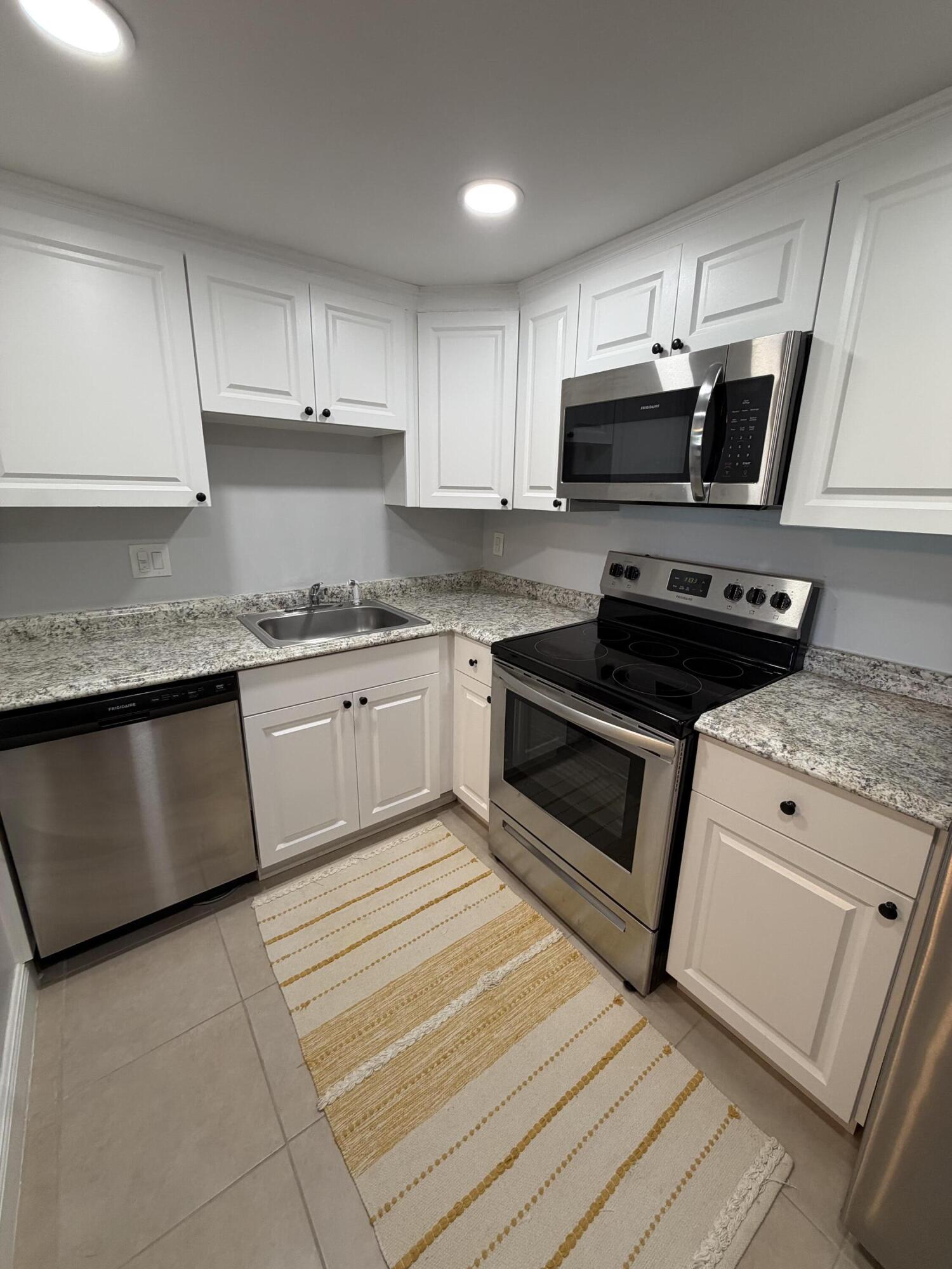 4174 Inverrary Drive 309