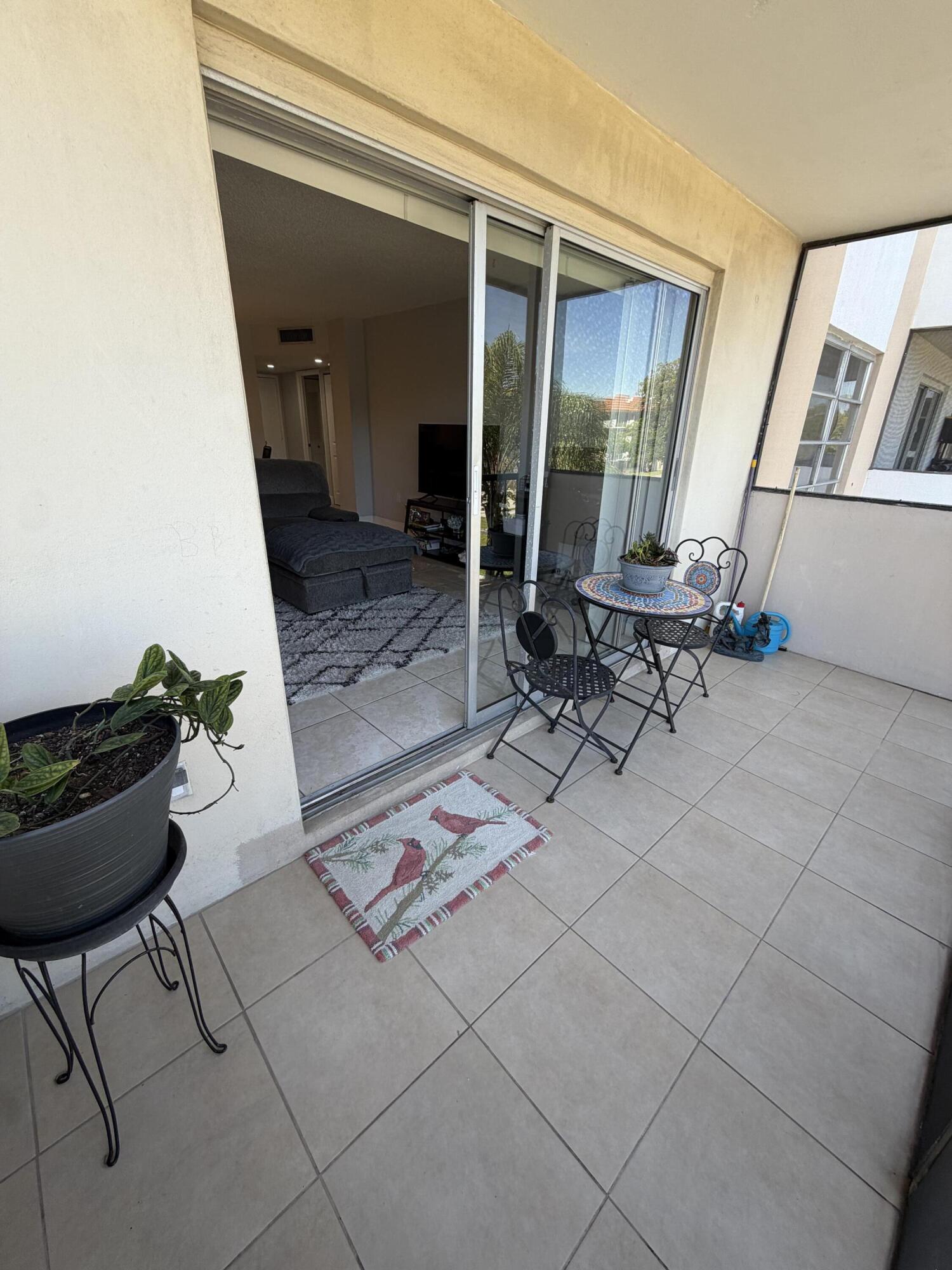 4174 Inverrary Drive 309