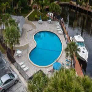 12 Royal Palm Way 6060