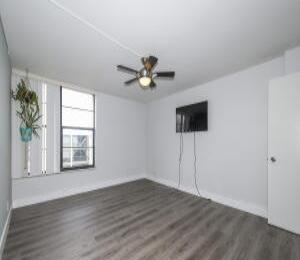 12 Royal Palm Way 6060