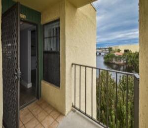 12 Royal Palm Way 6060