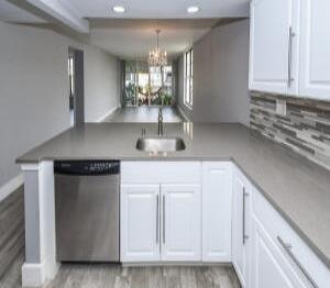 12 Royal Palm Way 6060