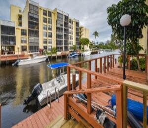12 Royal Palm Way 6060