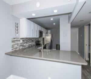 12 Royal Palm Way 6060