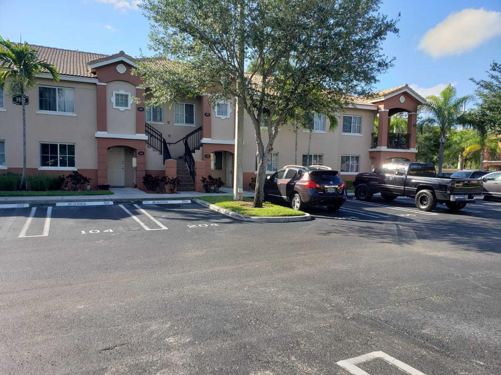 3512 Briar Bay Boulevard 105